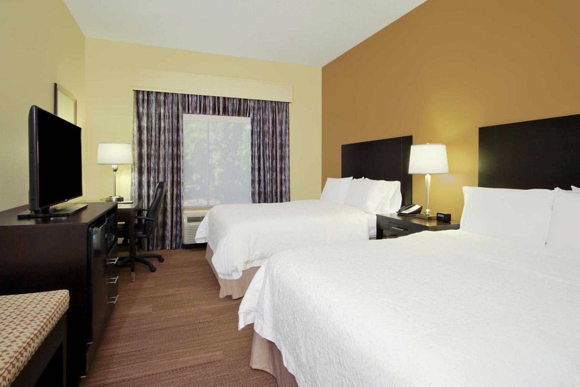 Hampton Inn Winfield photo 17