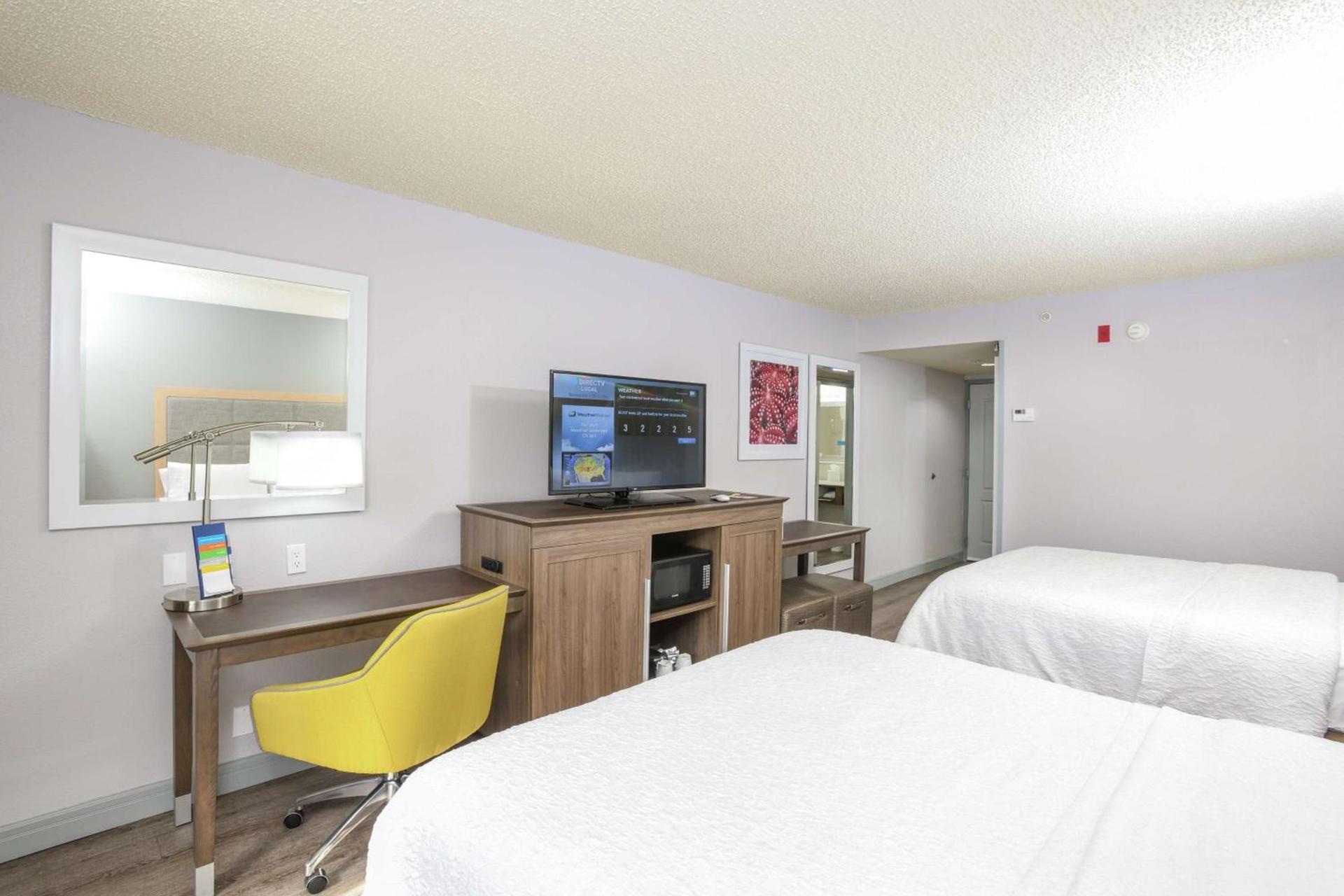 Hampton Inn Jacksonville - East Regency Square photo 19