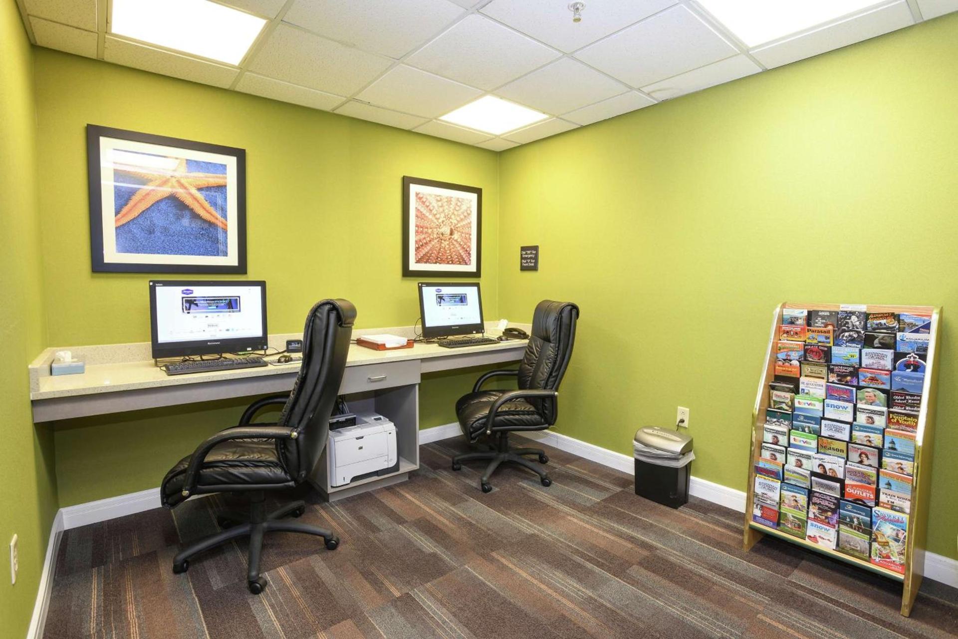Hampton Inn Jacksonville - East Regency Square photo 23