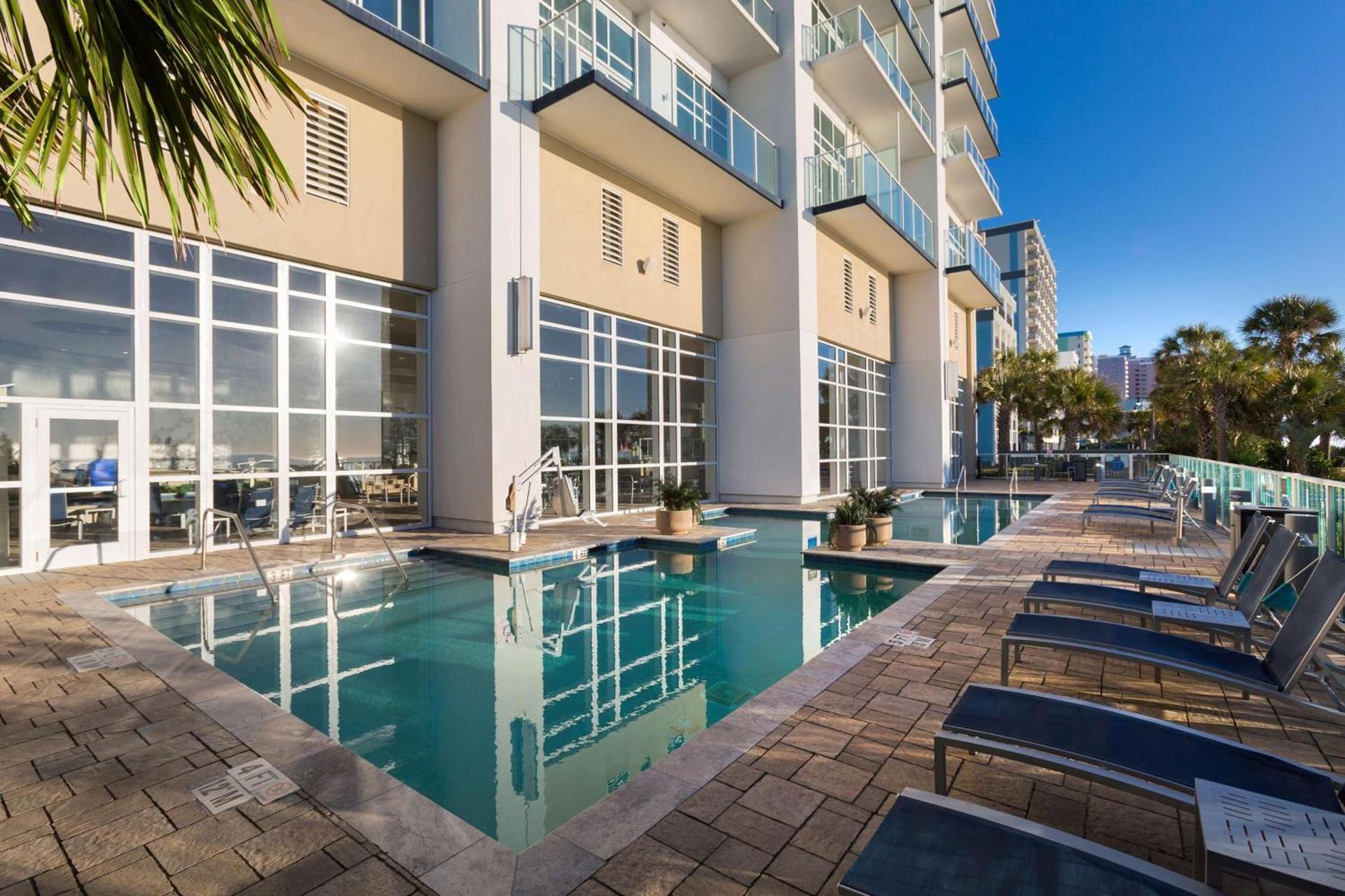 Hilton Grand Vacations Club Ocean 22 Myrtle Beach photo 12