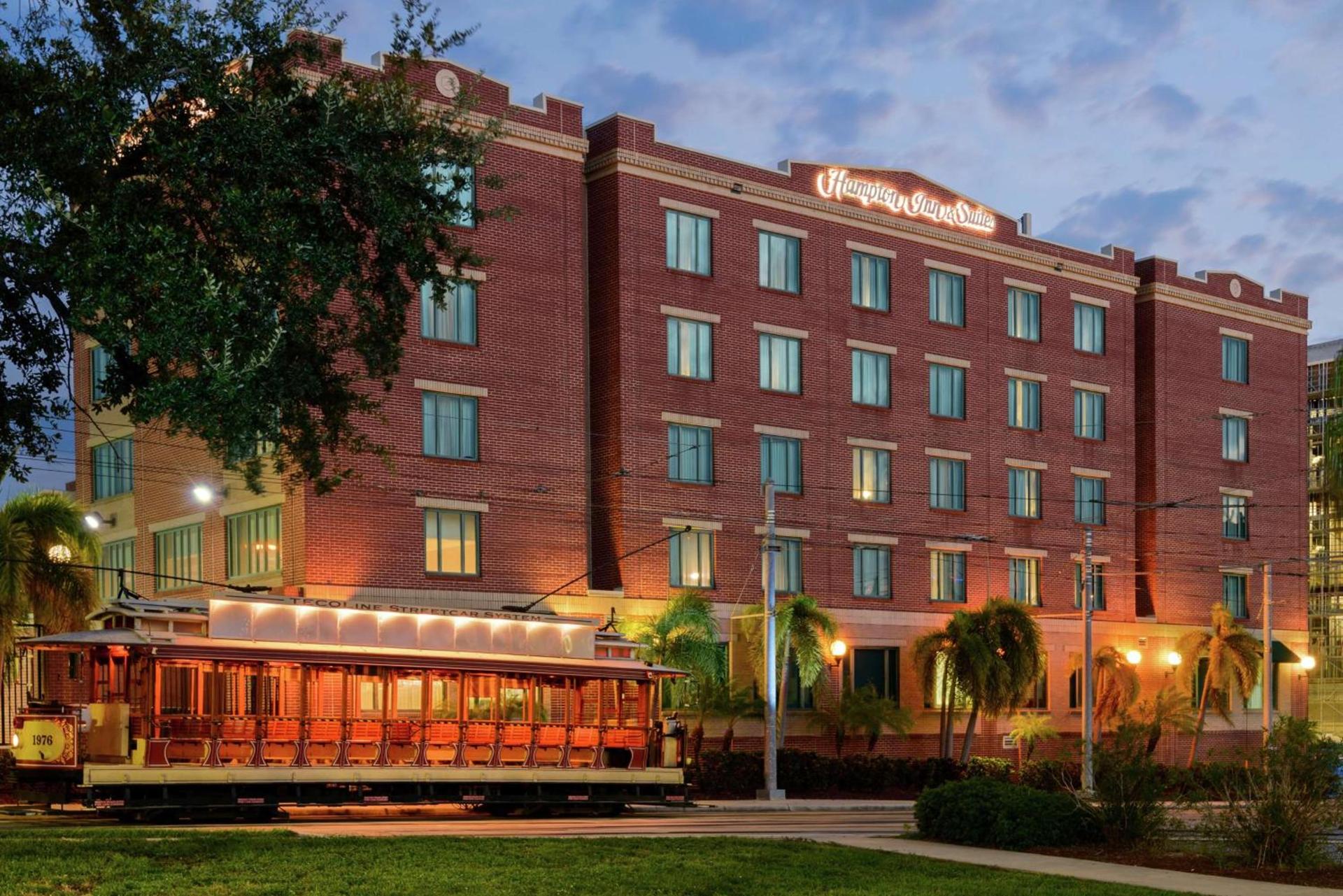 Hampton Inn & Suites Tampa Ybor City Downtown photo 3