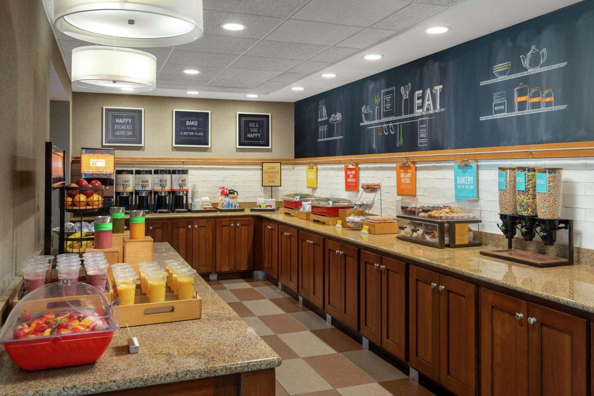 Hampton Inn & Suites Tampa Ybor City Downtown photo 10