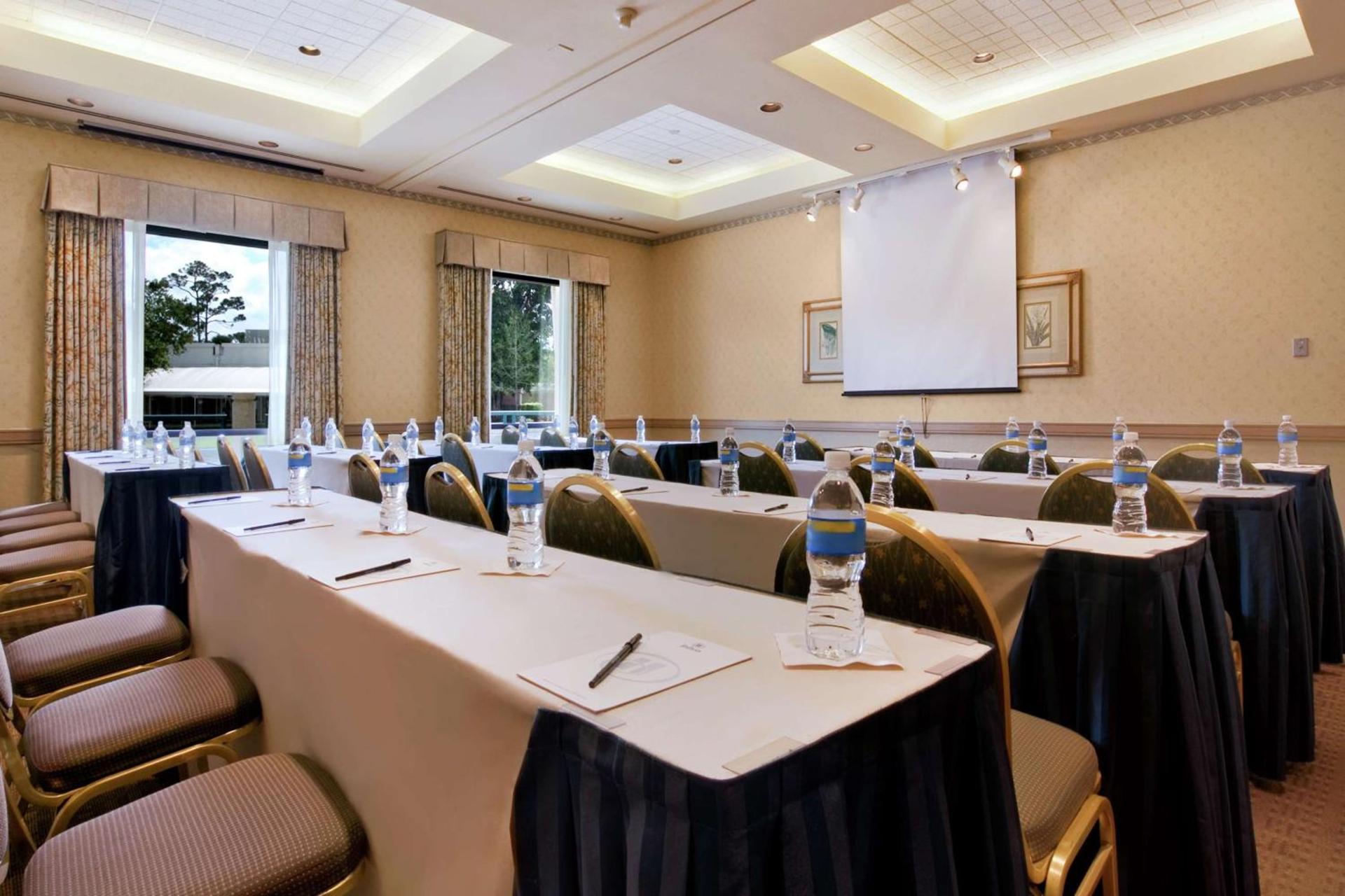 Hilton Boca Raton Suites - Newly Renovated photo 44