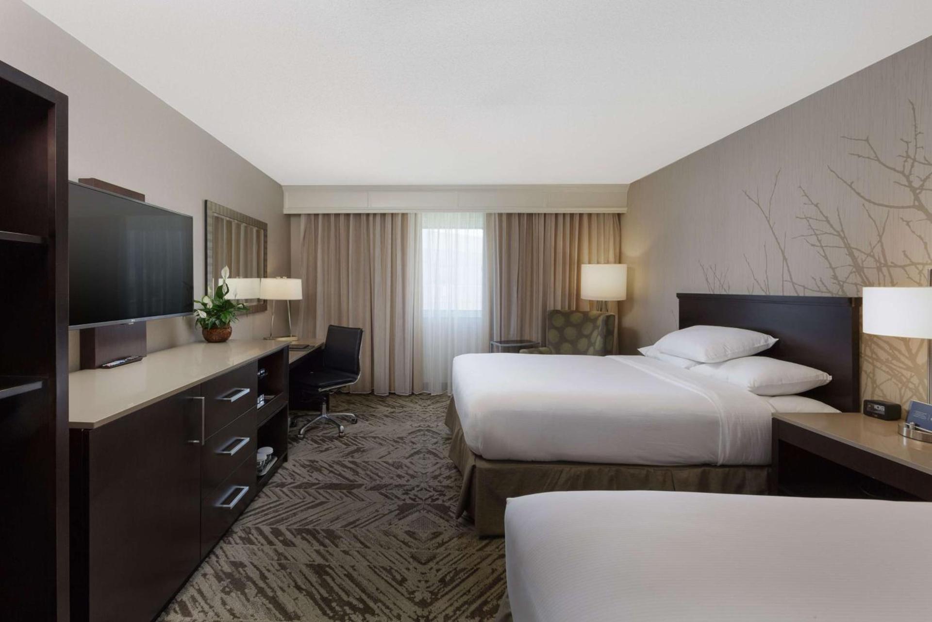 Hilton Cincinnati Airport photo 14