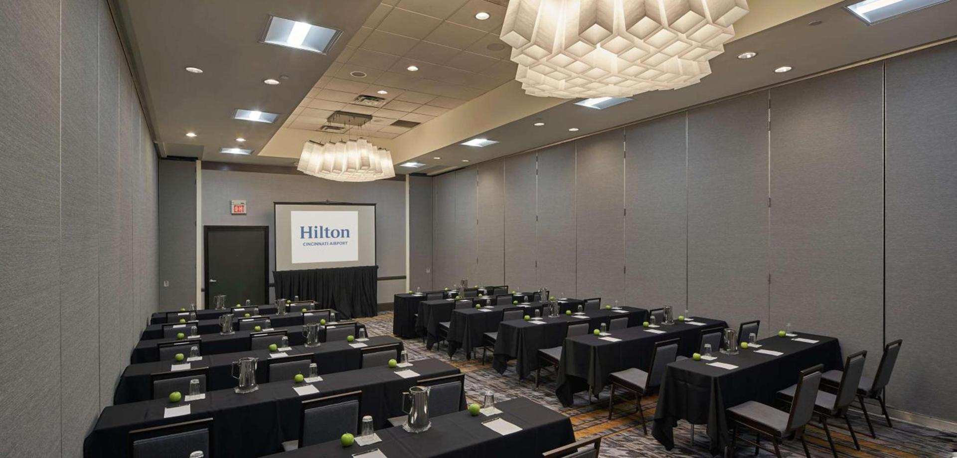 Hilton Cincinnati Airport photo 31