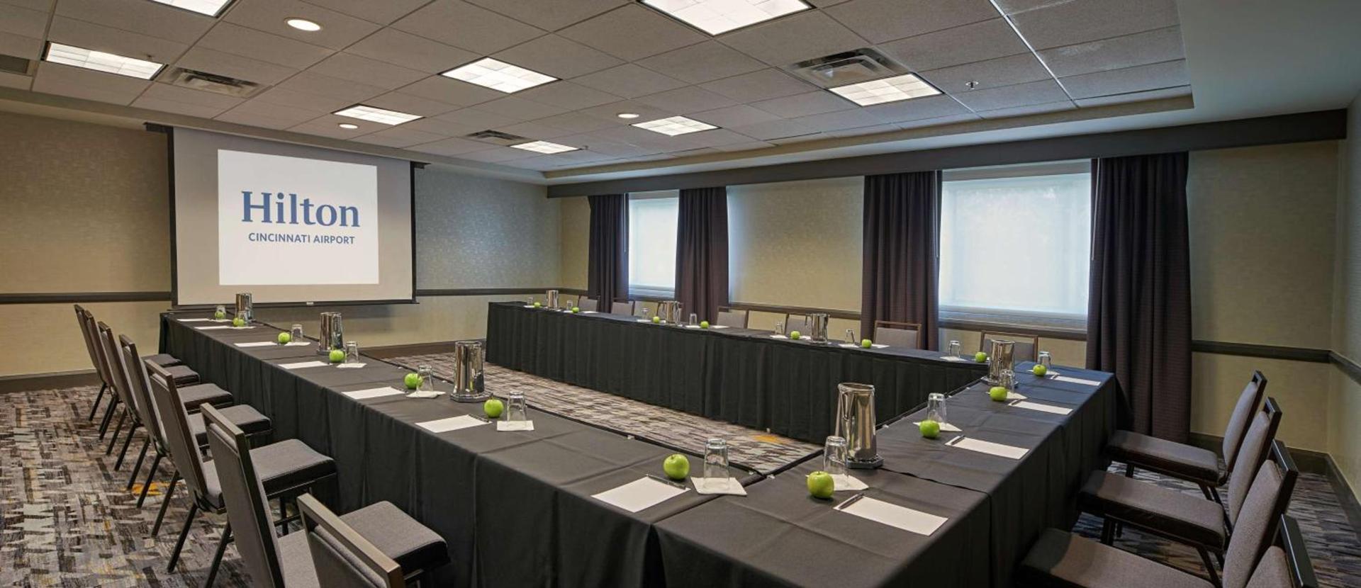 Hilton Cincinnati Airport photo 33