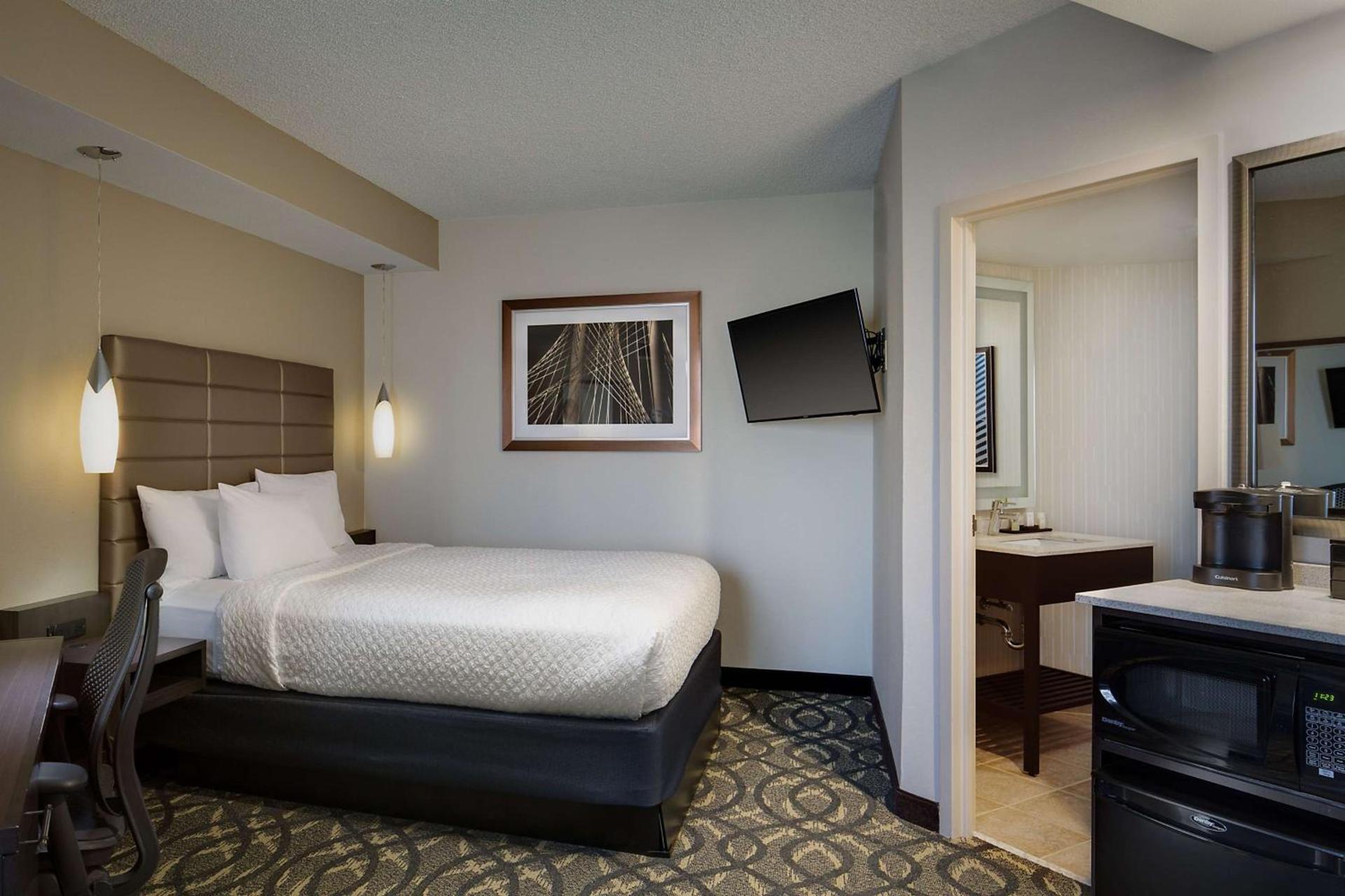 Embassy Suites by Hilton Dallas-Love Field photo 16