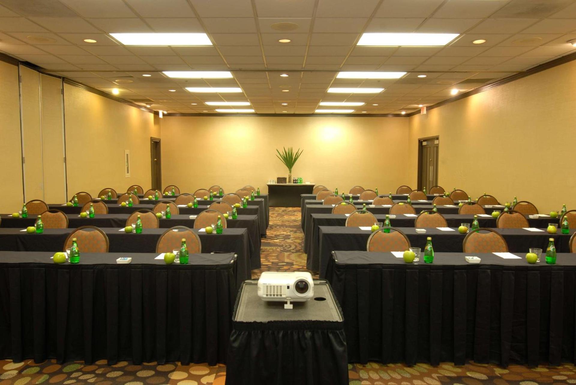 Embassy Suites by Hilton Dallas-Love Field photo 23