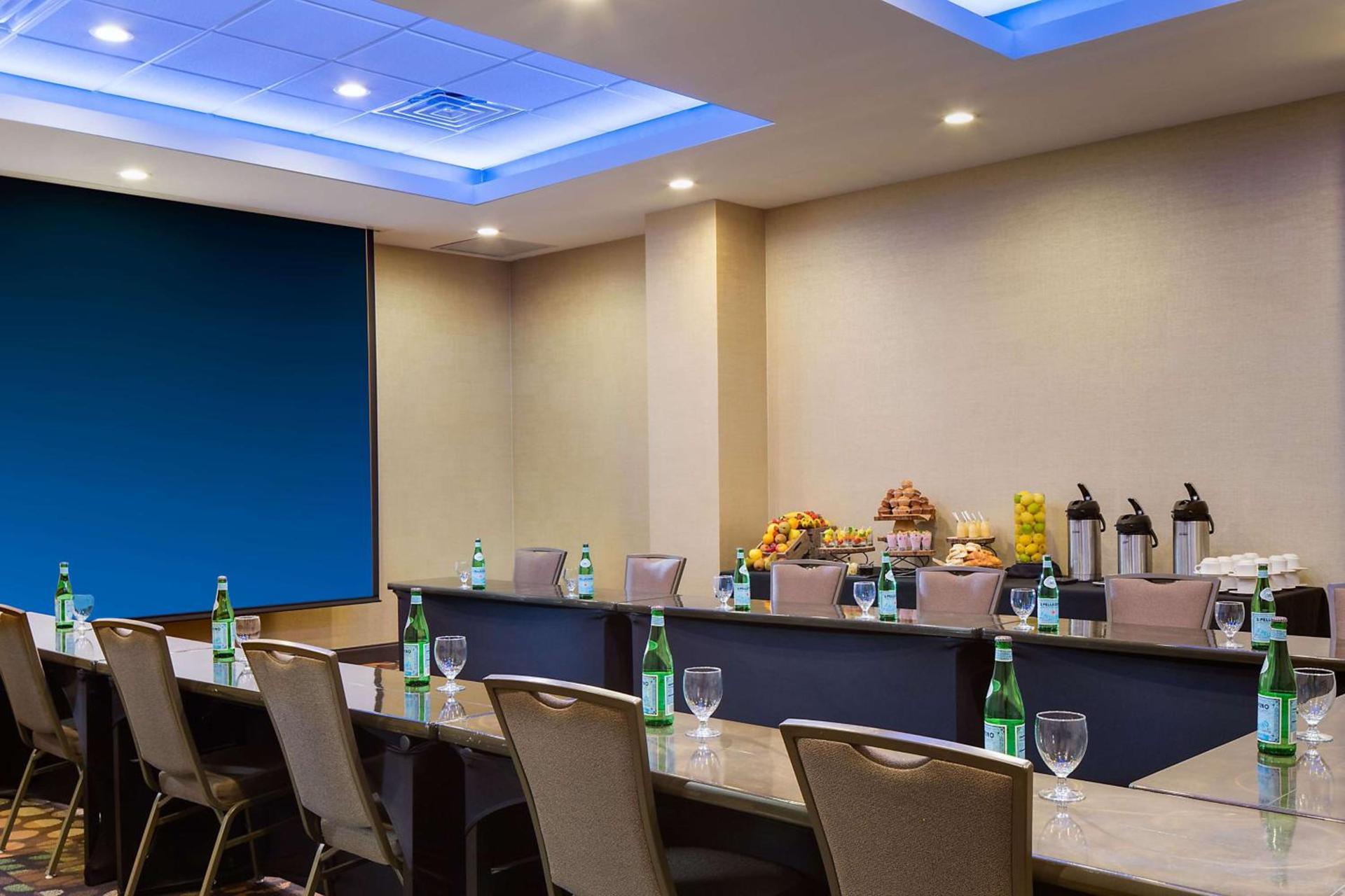 Embassy Suites by Hilton Dallas-Love Field photo 27