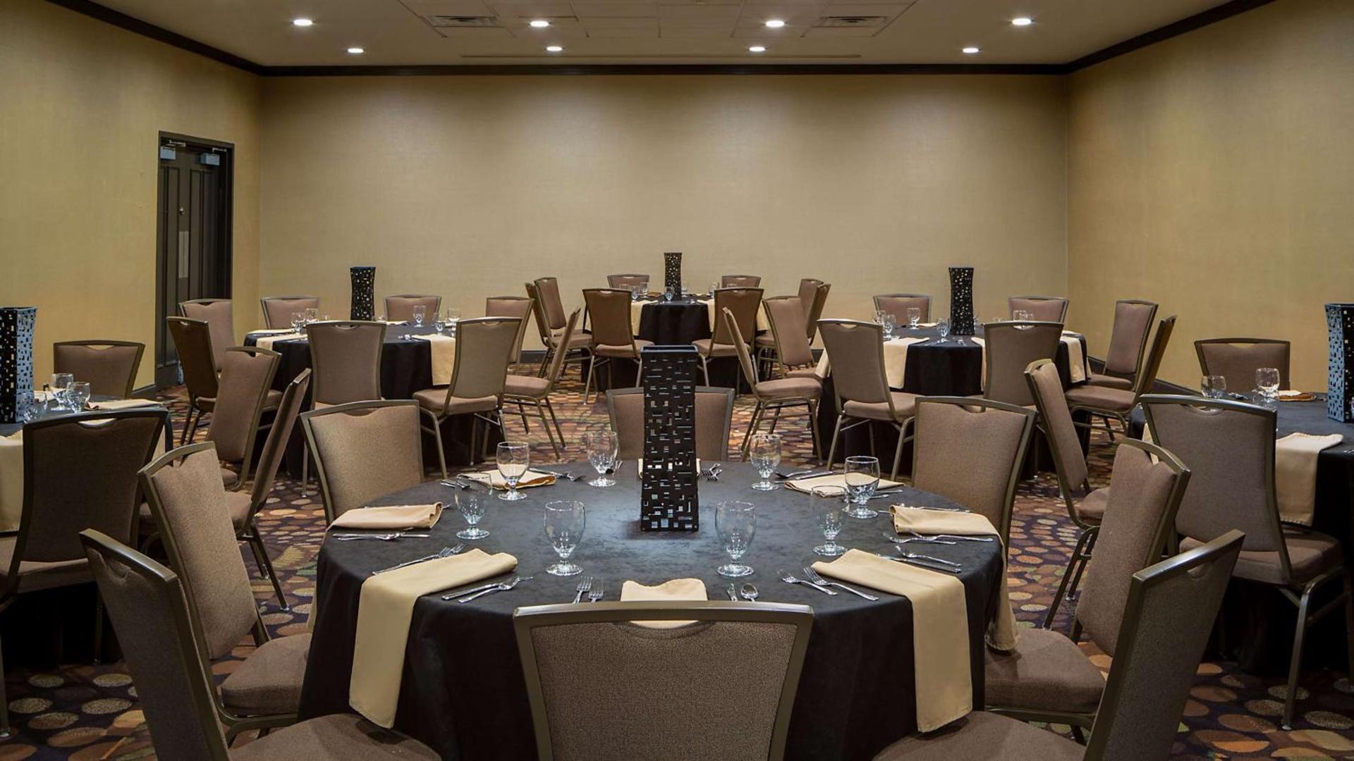 Embassy Suites by Hilton Dallas-Love Field photo 28