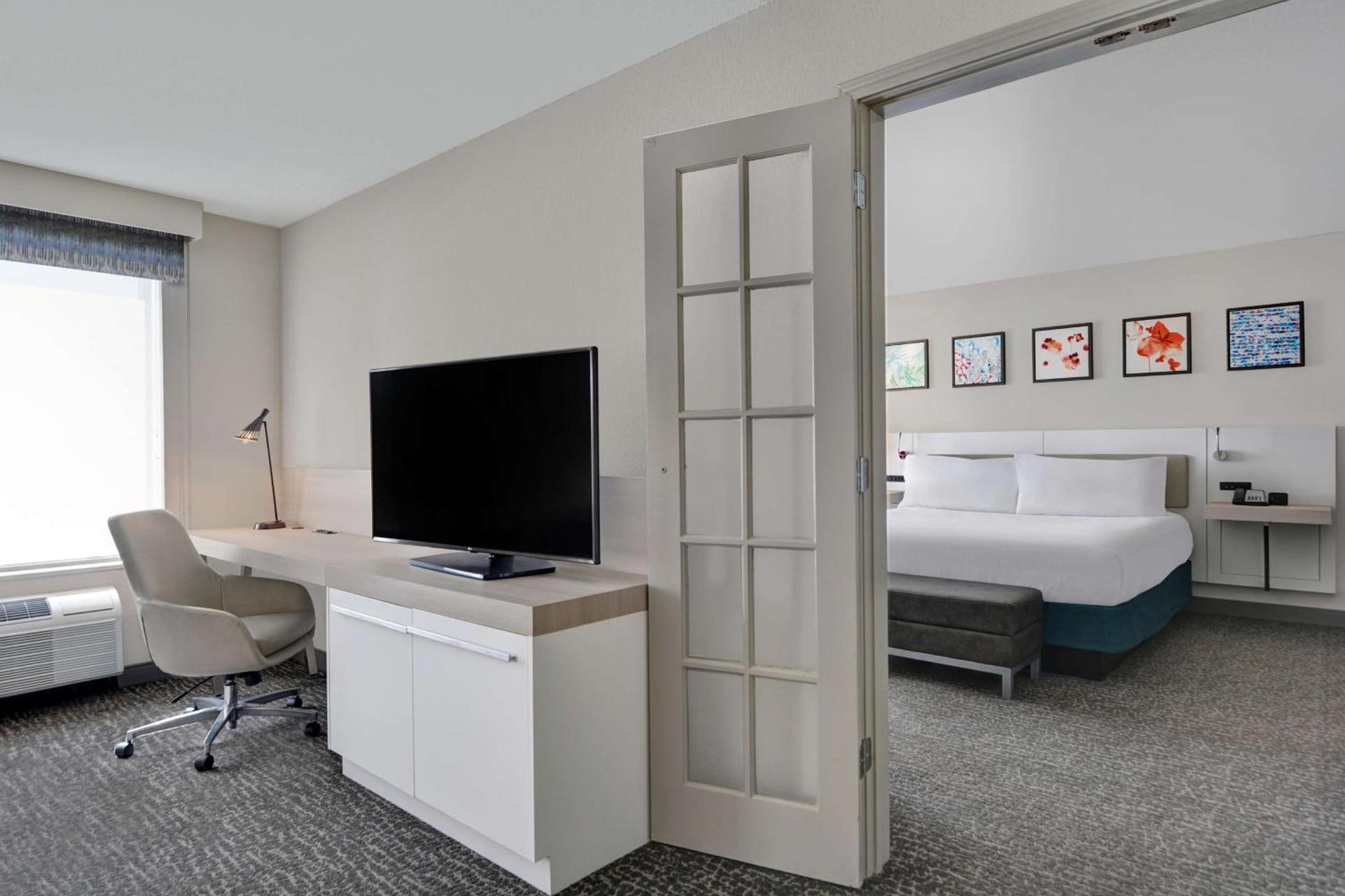 Hilton Garden Inn Jacksonville JTB/Deerwood Park photo 31