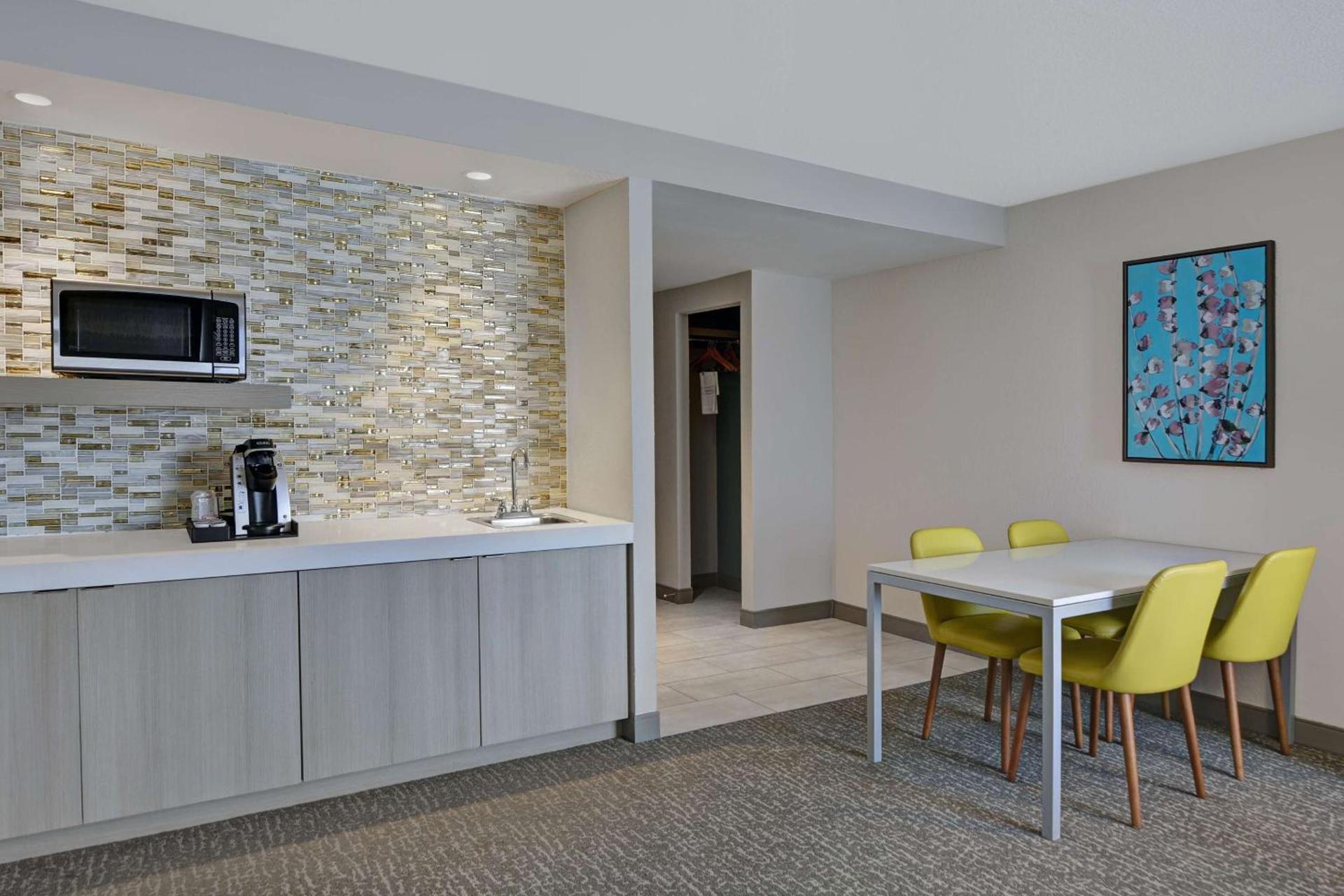 Hilton Garden Inn Jacksonville JTB/Deerwood Park photo 37