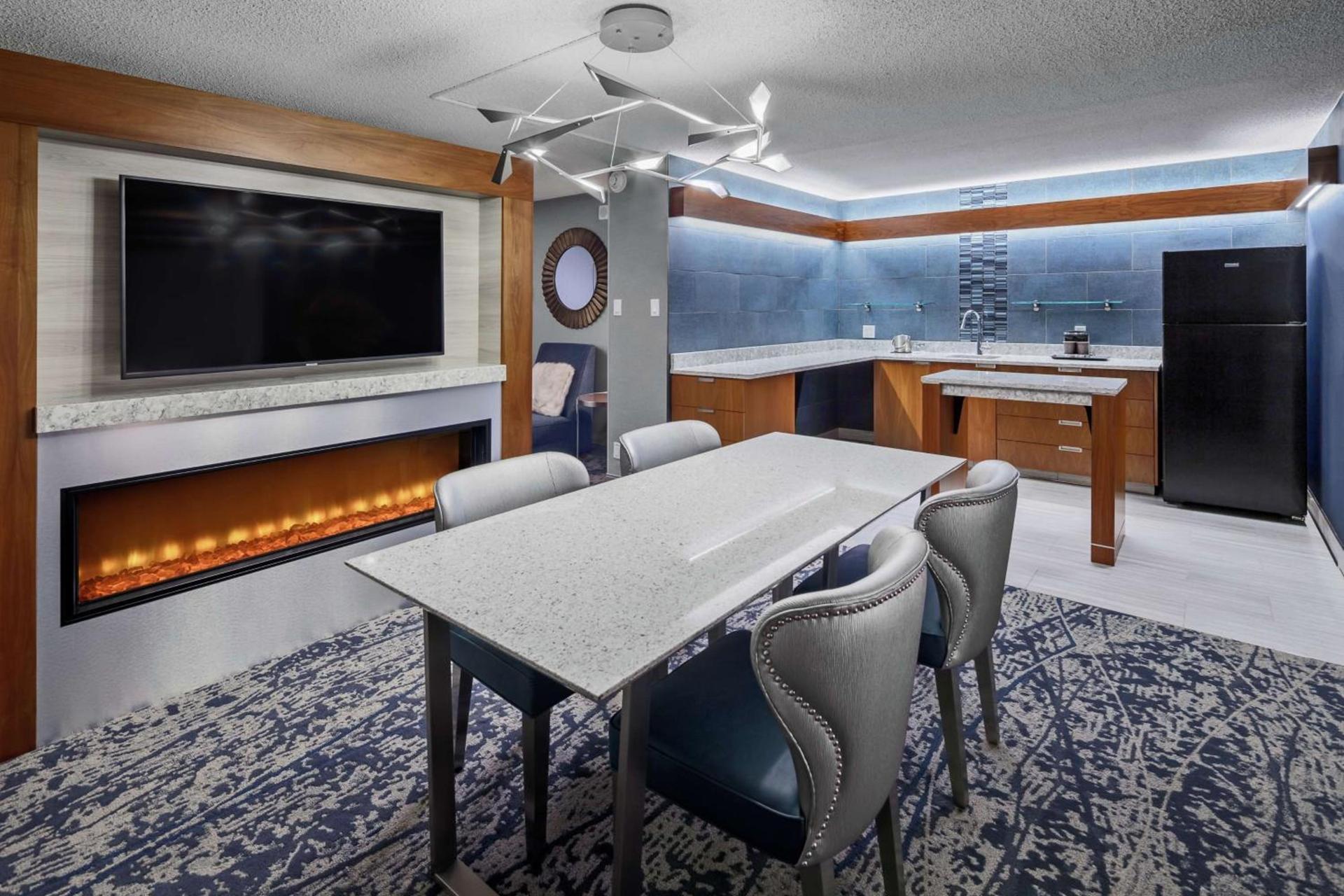 DoubleTree by Hilton Hotel Denver photo 16
