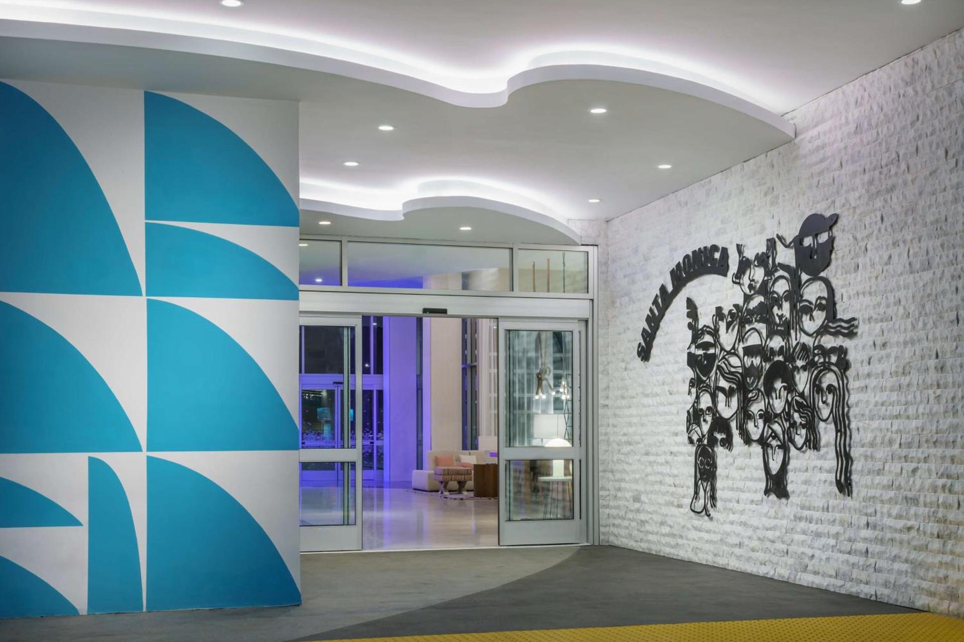 Hampton Inn & Suites Santa Monica photo 5
