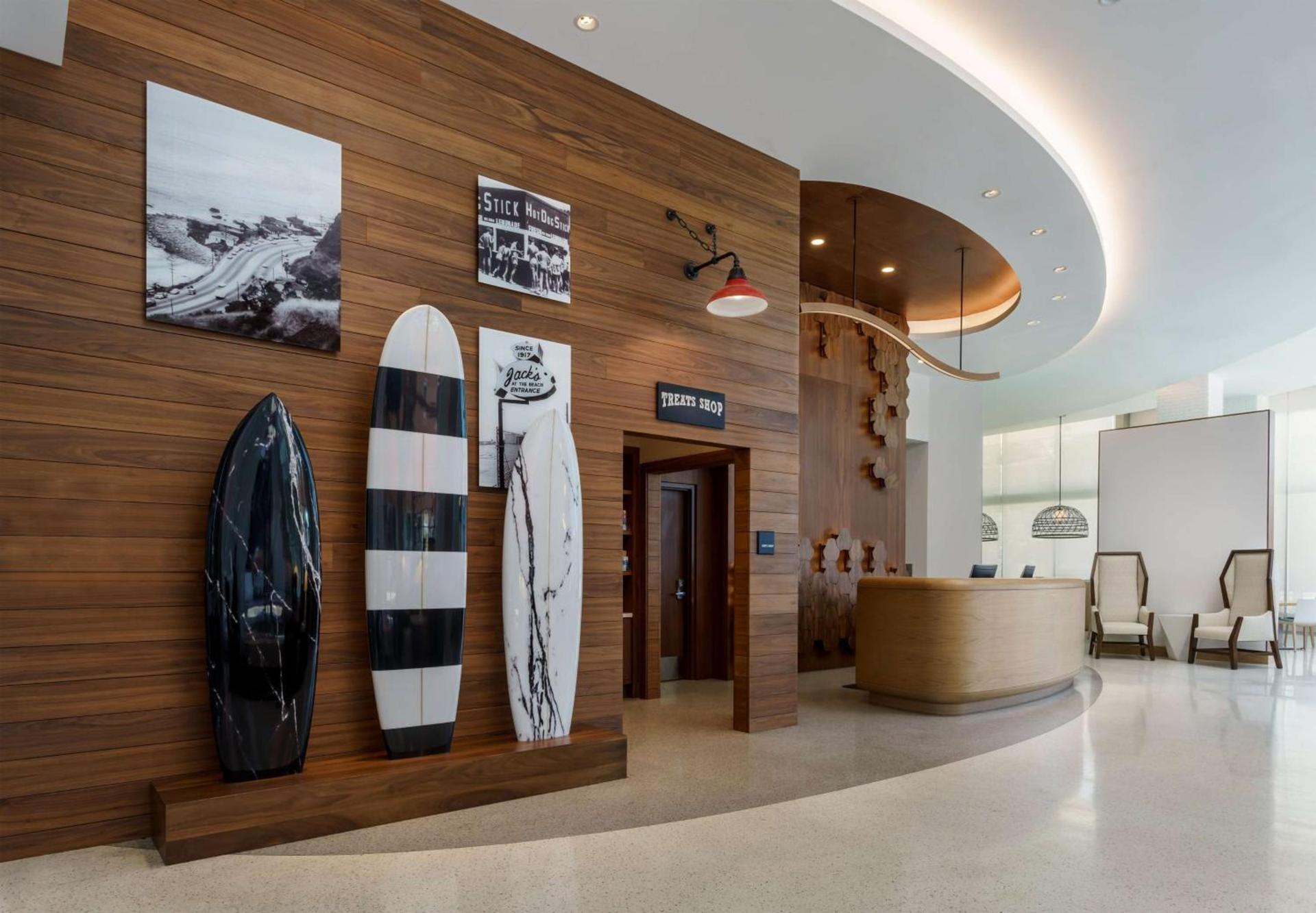 Hampton Inn & Suites Santa Monica photo 9