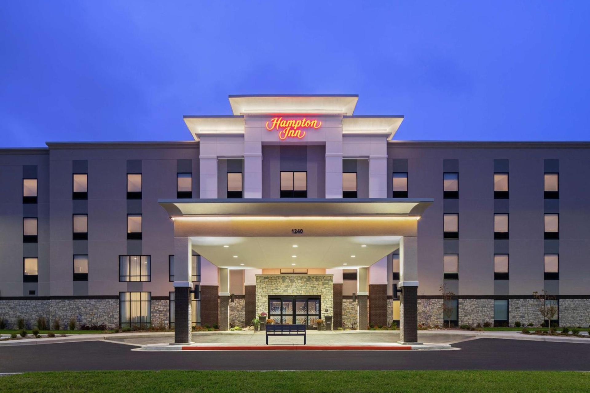 Hampton Inn Sikeston photo 3