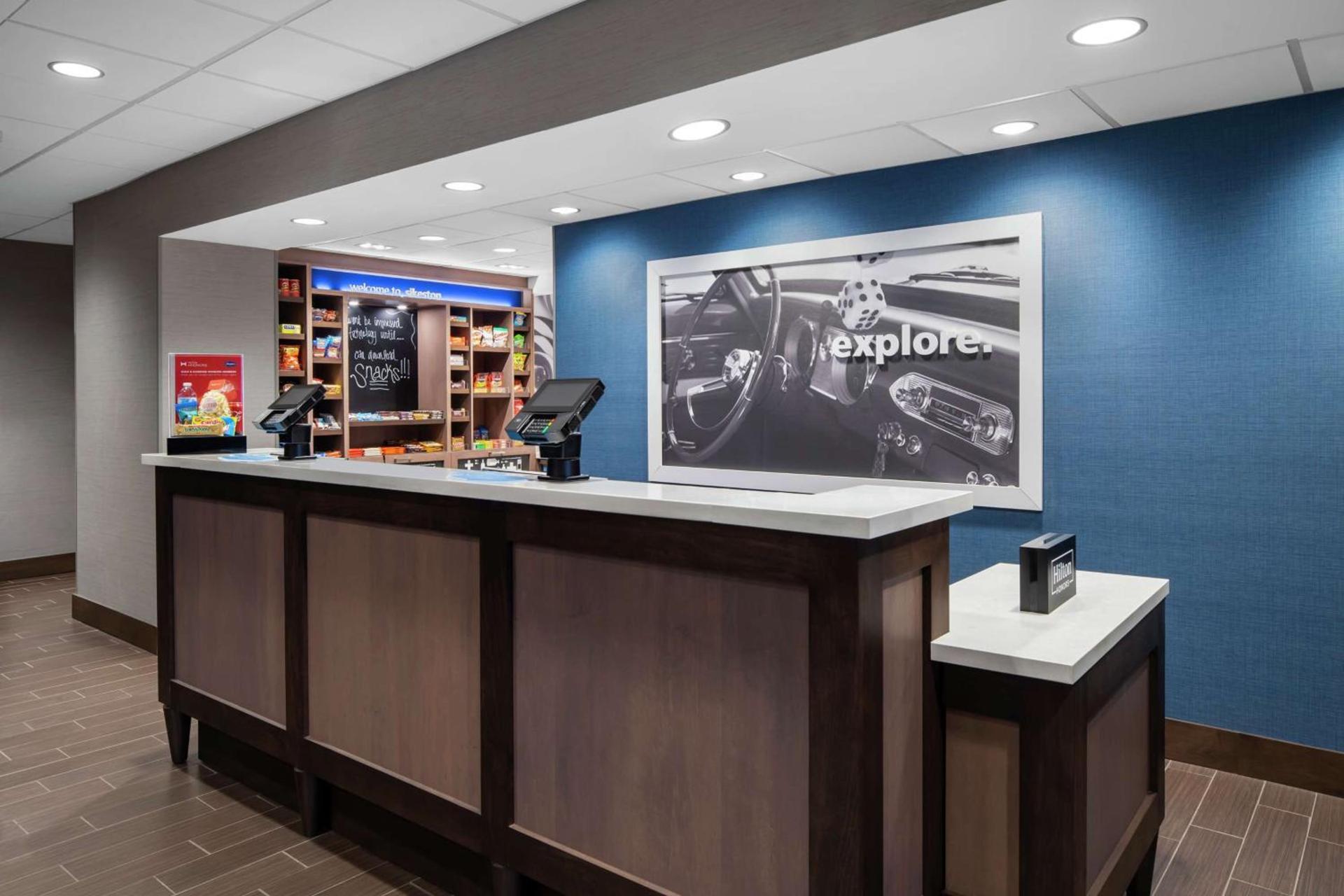 Hampton Inn Sikeston photo 5