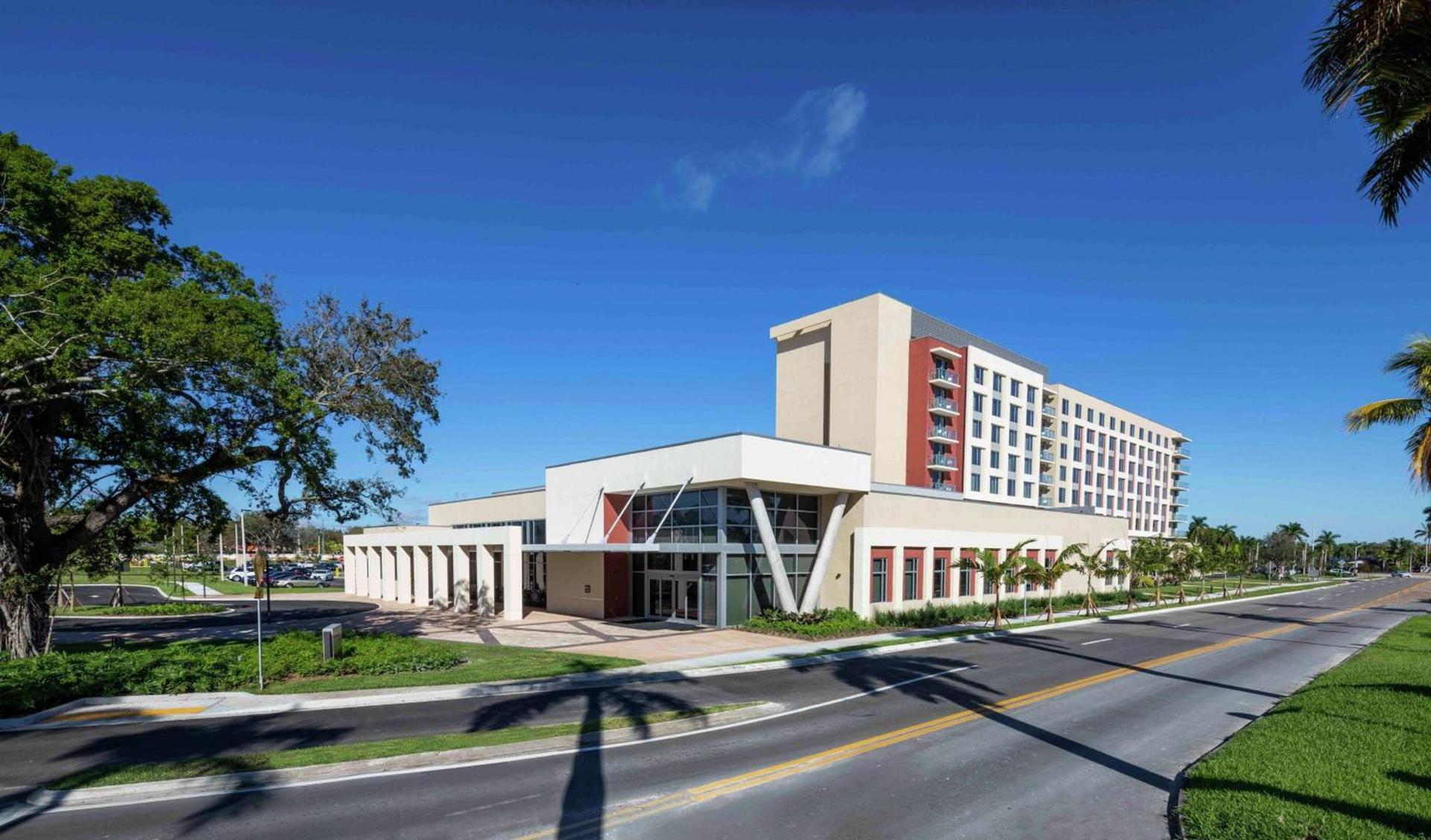 Hilton Miami Dadeland photo 2