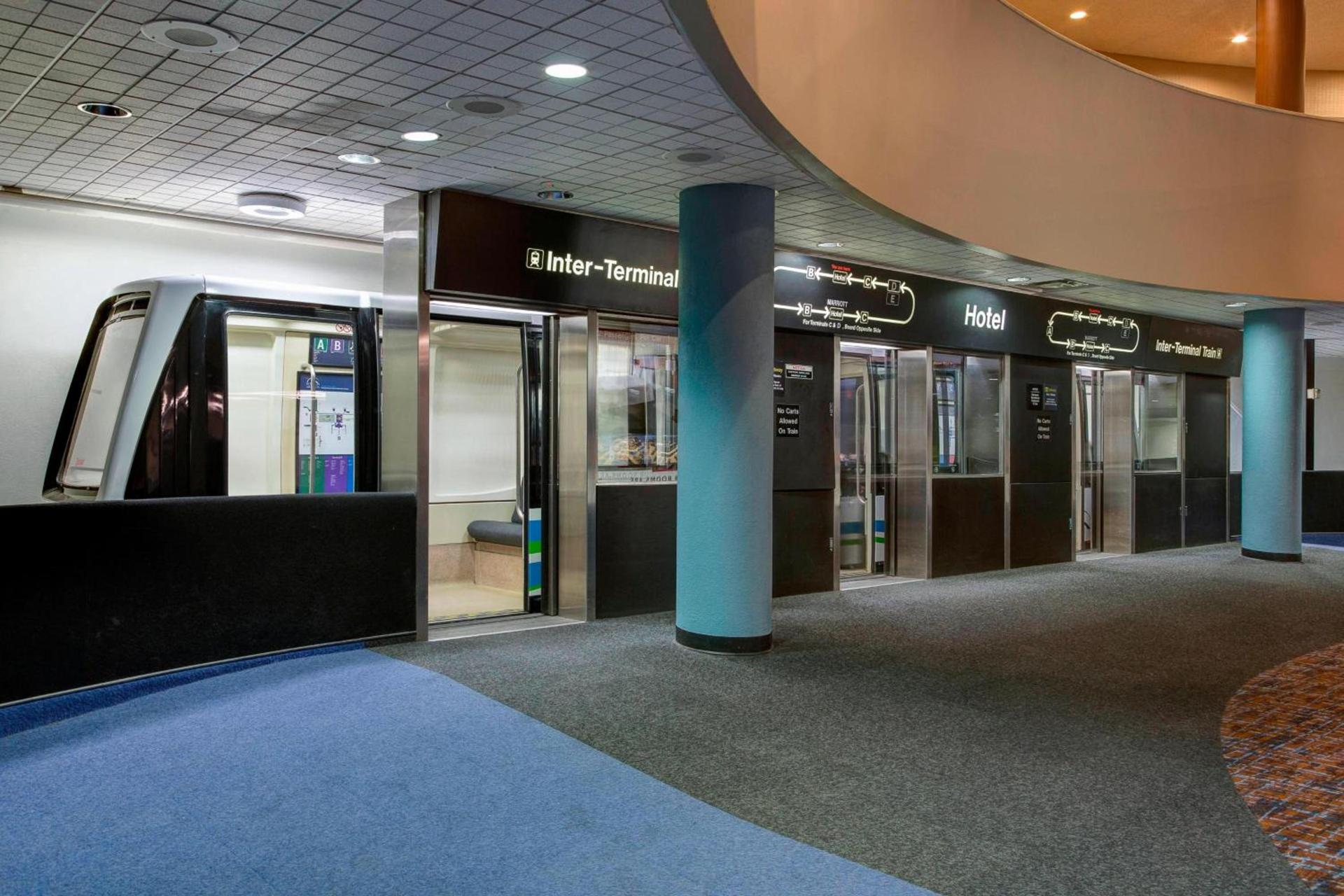 Houston Airport Marriott at George Bush Intercontinental photo 18