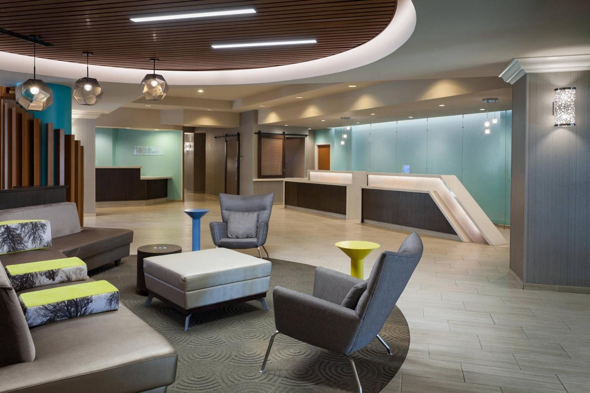 SpringHill Suites by Marriott Orlando Lake Buena Vista in Marriott Village photo 2