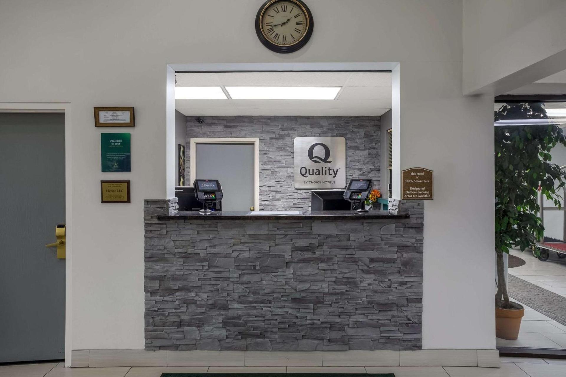 Quality Inn Toledo Westgate photo 5