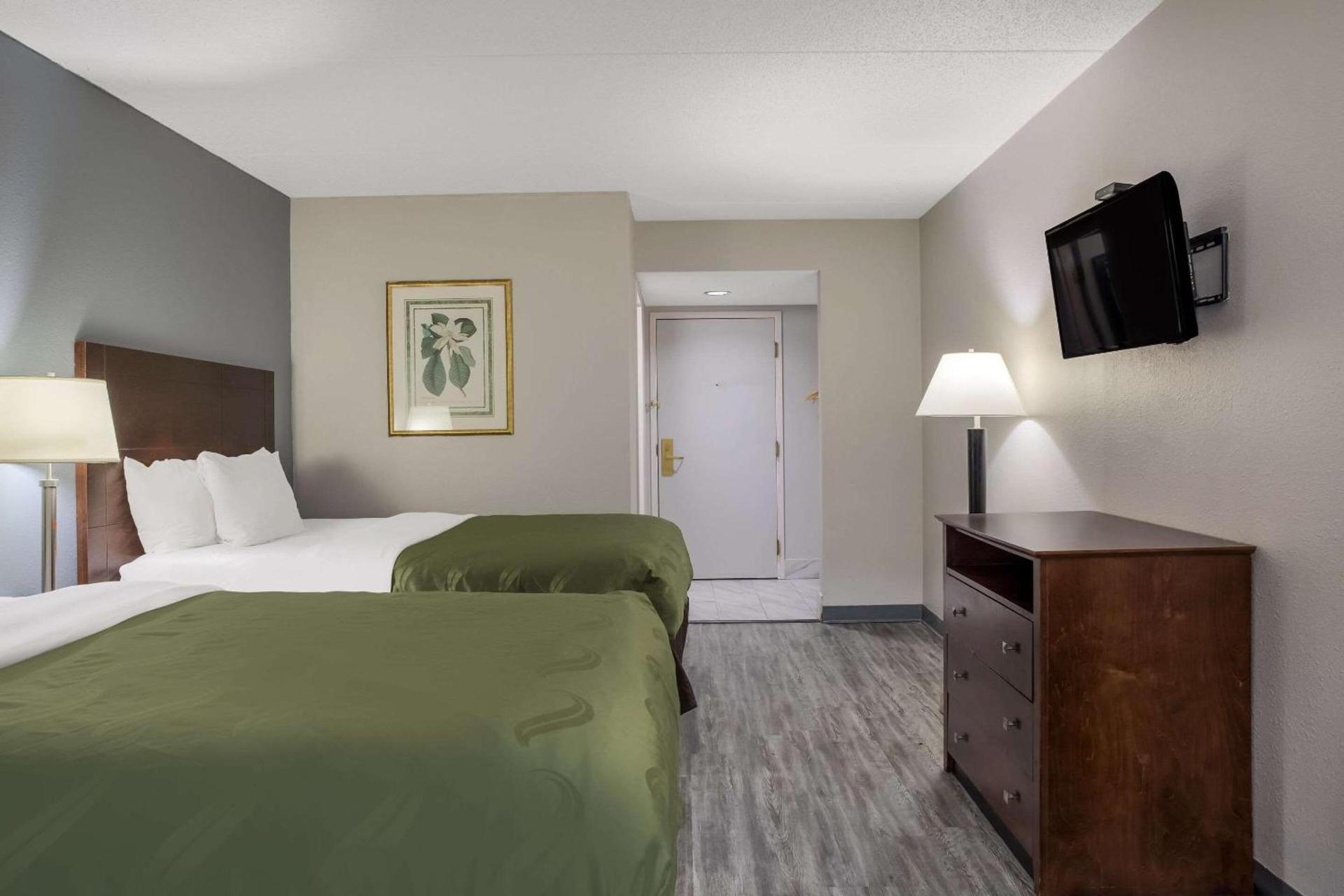 Quality Inn Toledo Westgate photo 12