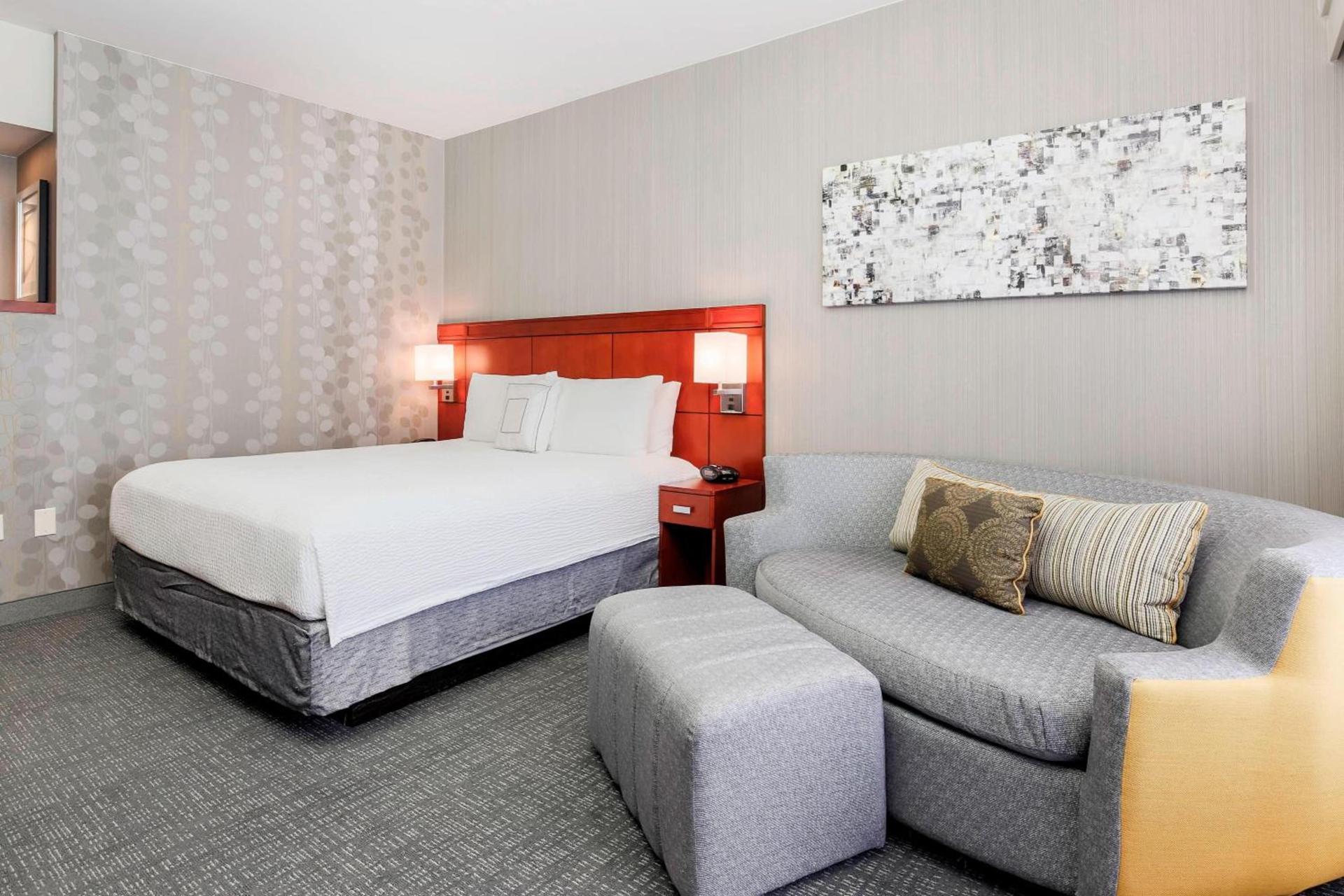 Courtyard by Marriott Dallas Arlington South photo 11