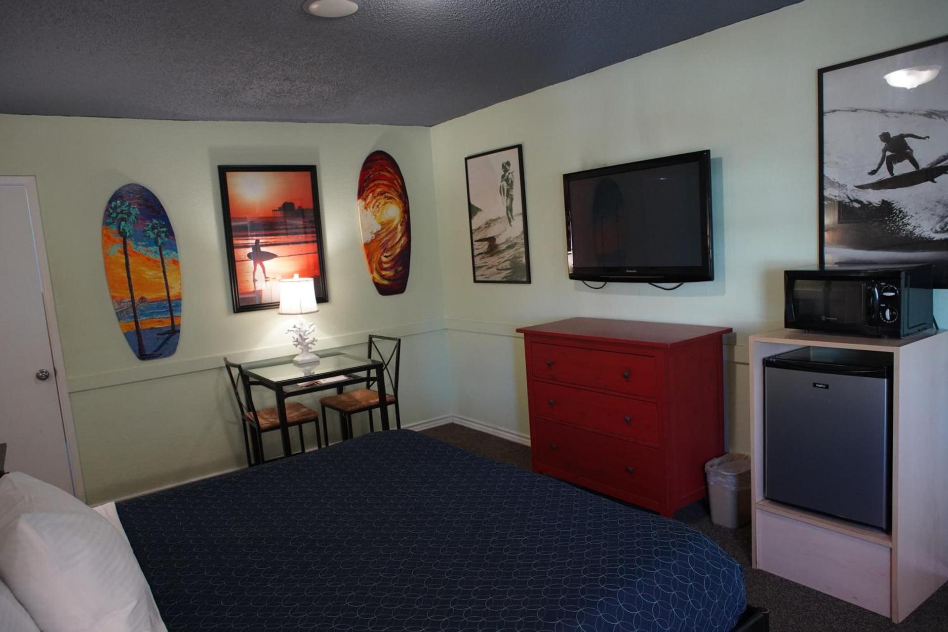 Huntington Surf Inn photo 6