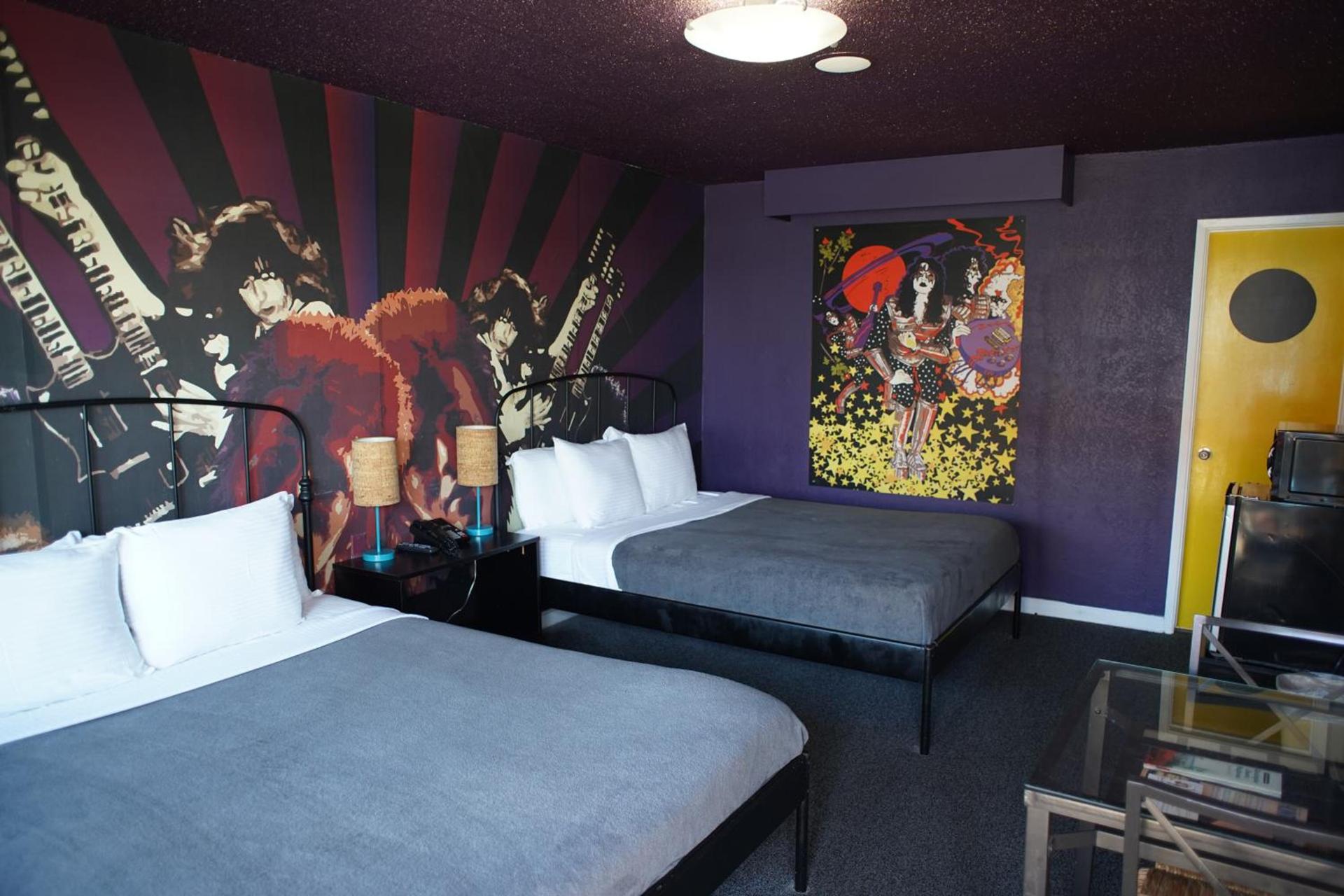 Huntington Surf Inn photo 28