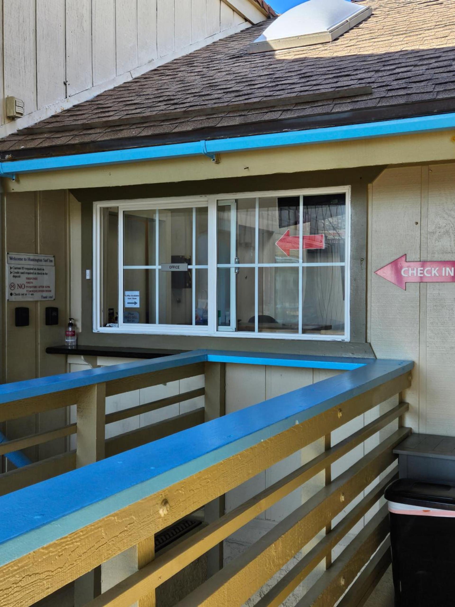 Huntington Surf Inn photo 37