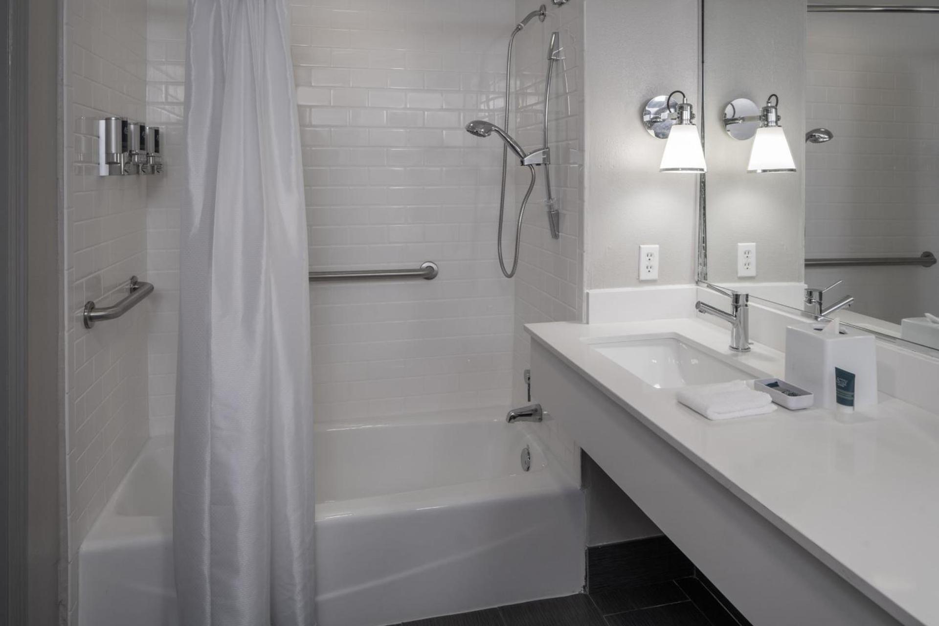 Four Points by Sheraton Orlando International Drive photo 15