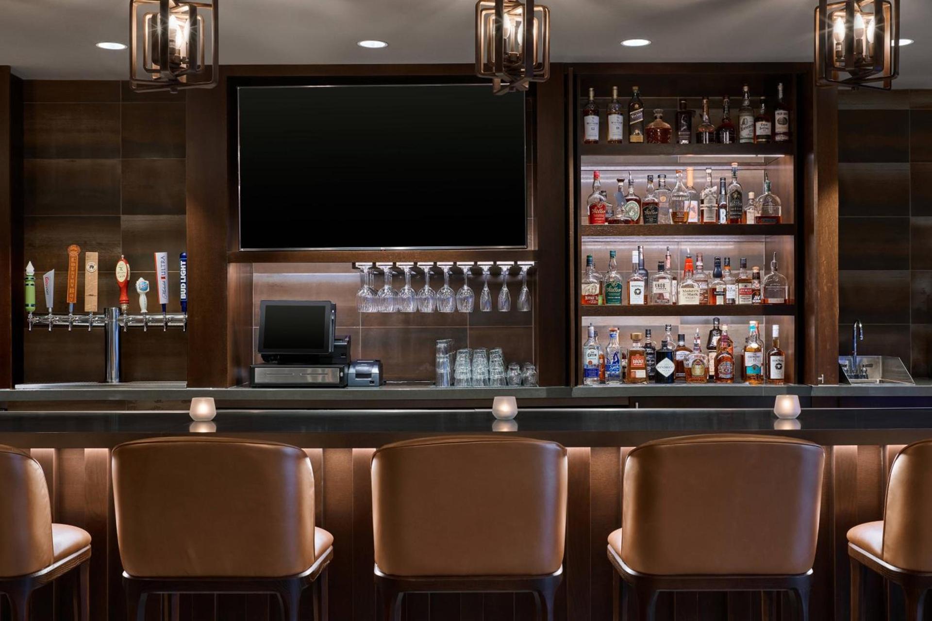 Delta Hotels by Marriott Ashland Downtown photo 14