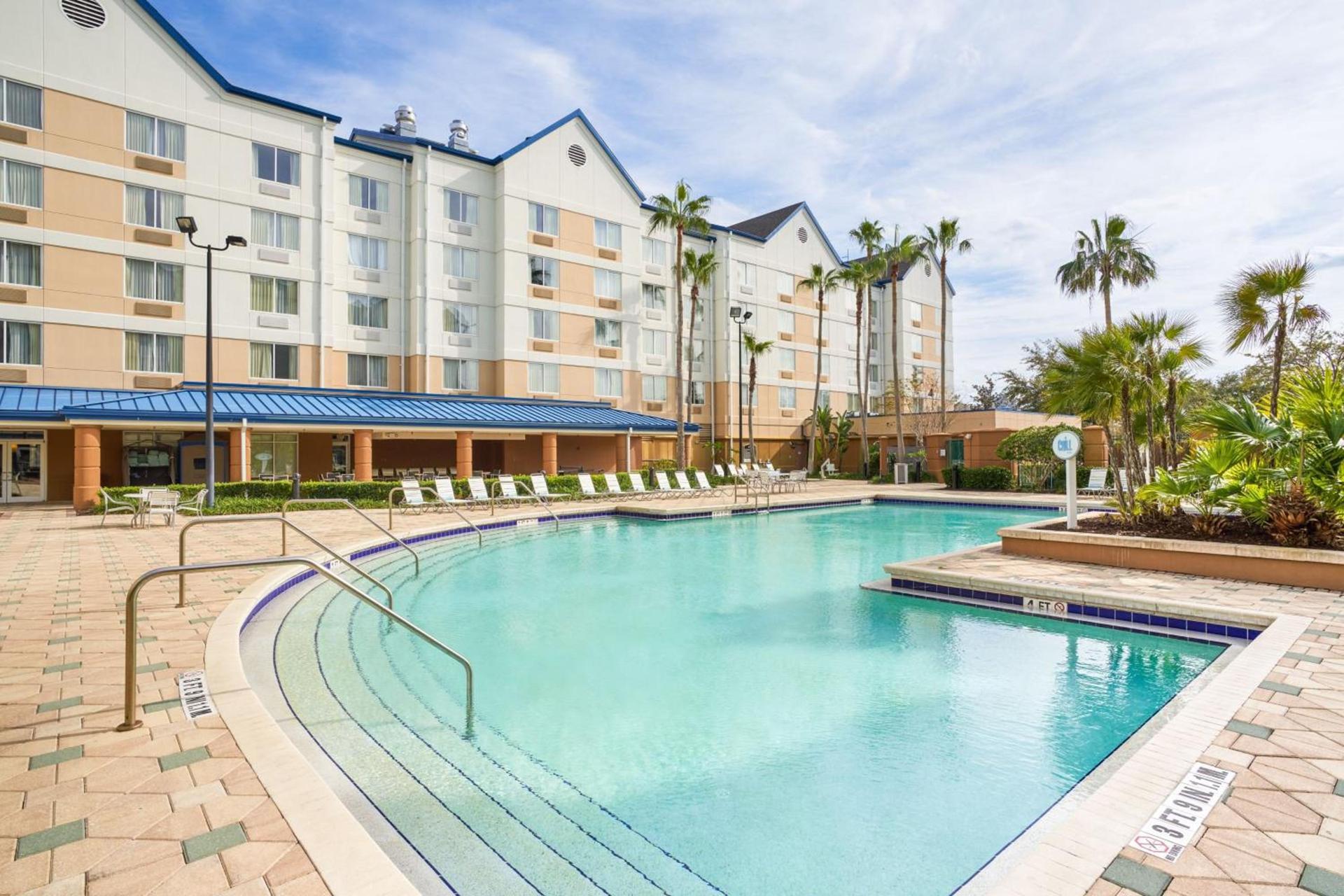 Fairfield Inn & Suites by Marriott Orlando Lake Buena Vista in the Marriott Village photo 32