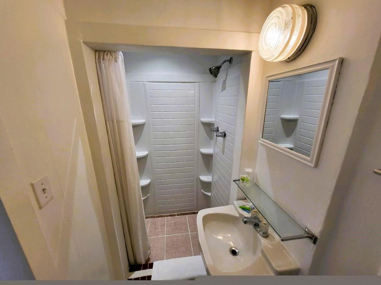 Rose's Motel photo 12
