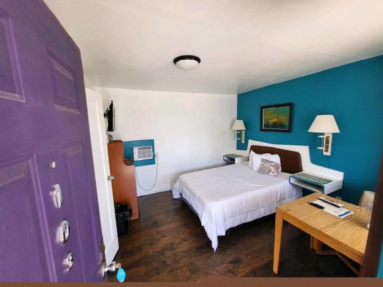 Rose's Motel photo 11
