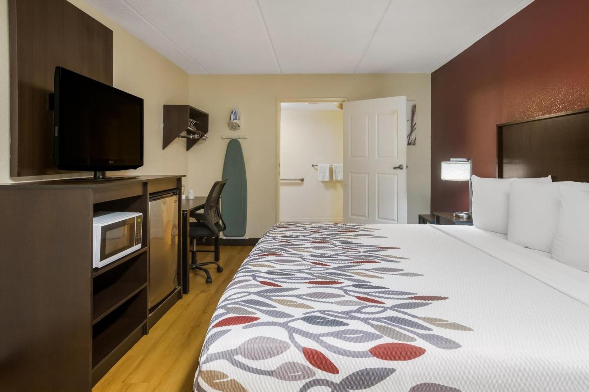 Red Roof Inn Atlanta South - Morrow photo 31