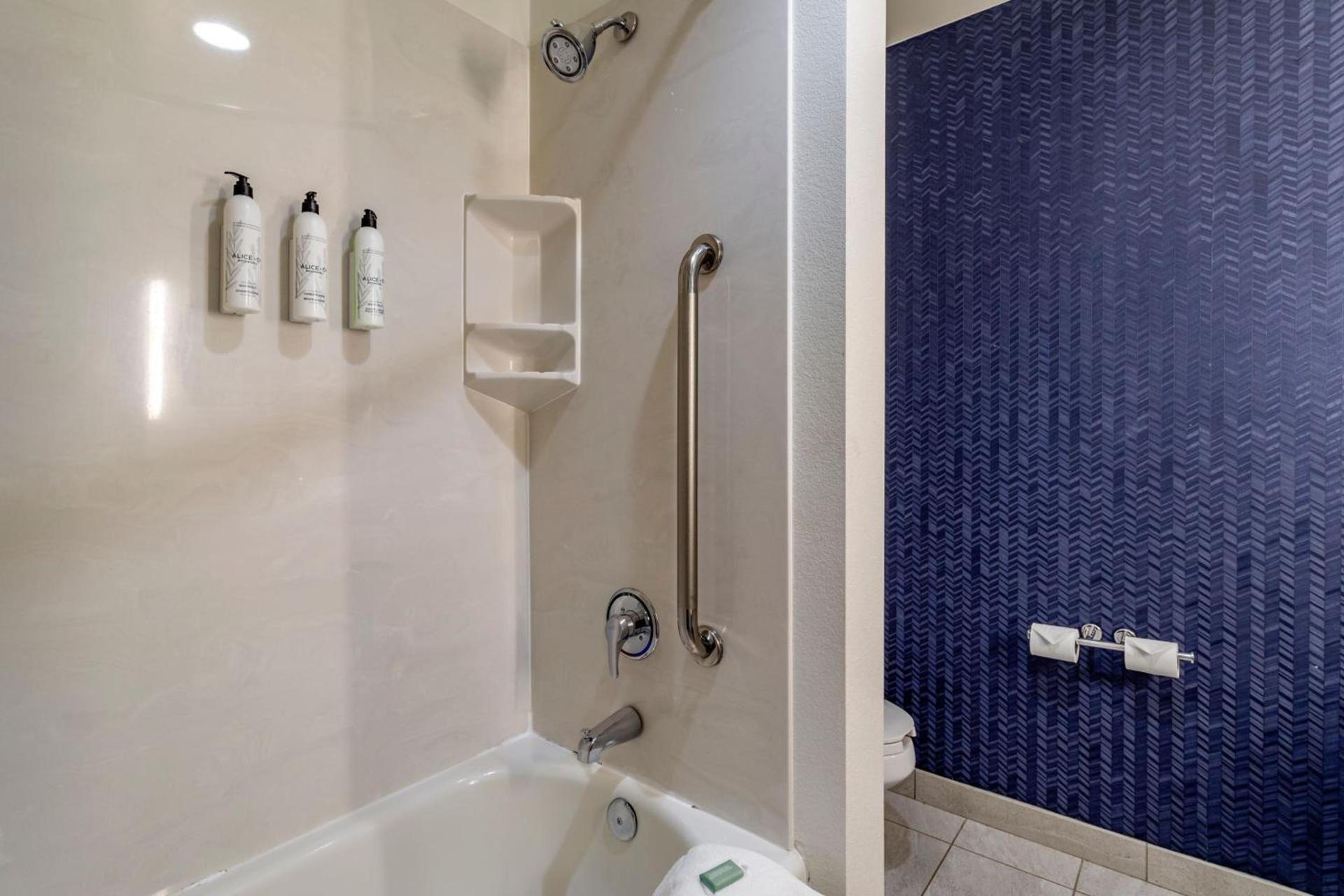 Fairfield Inn & Suites Cherokee photo 13