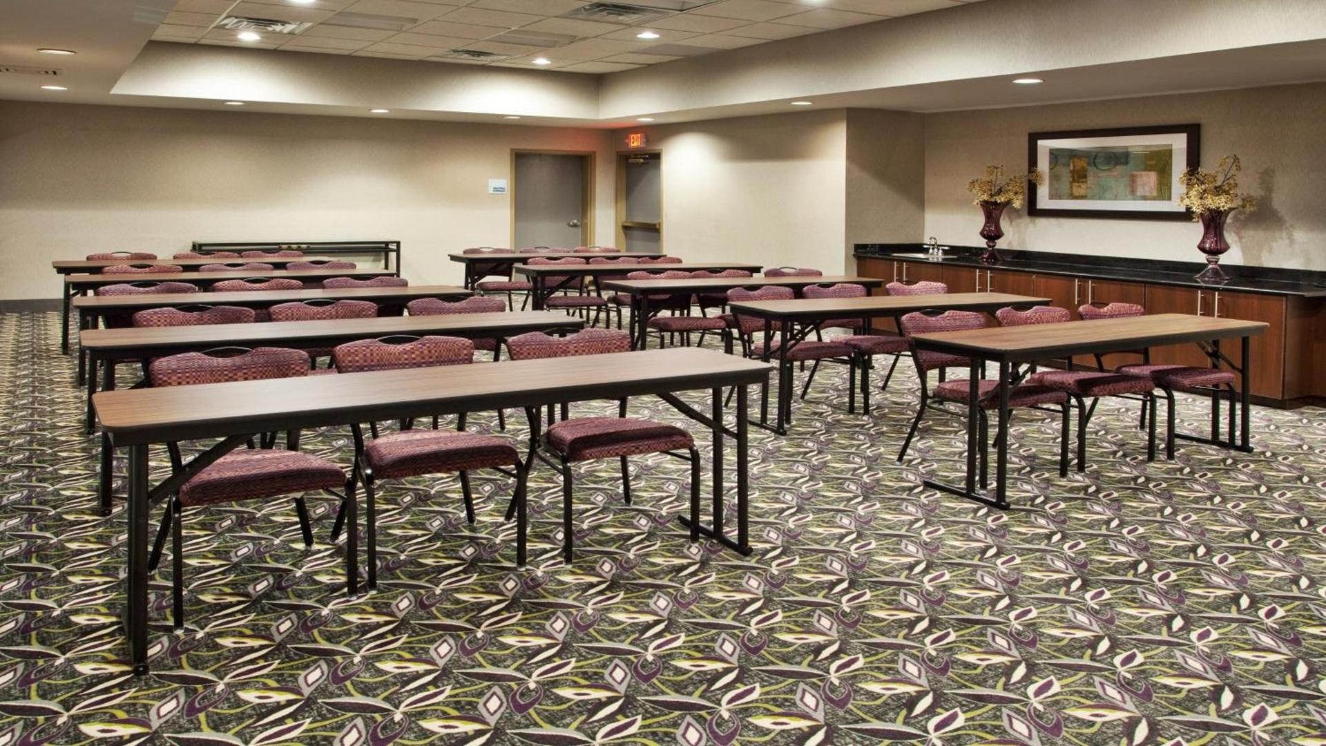 Holiday Inn Express Atlanta West - Theme Park Area by IHG photo 47