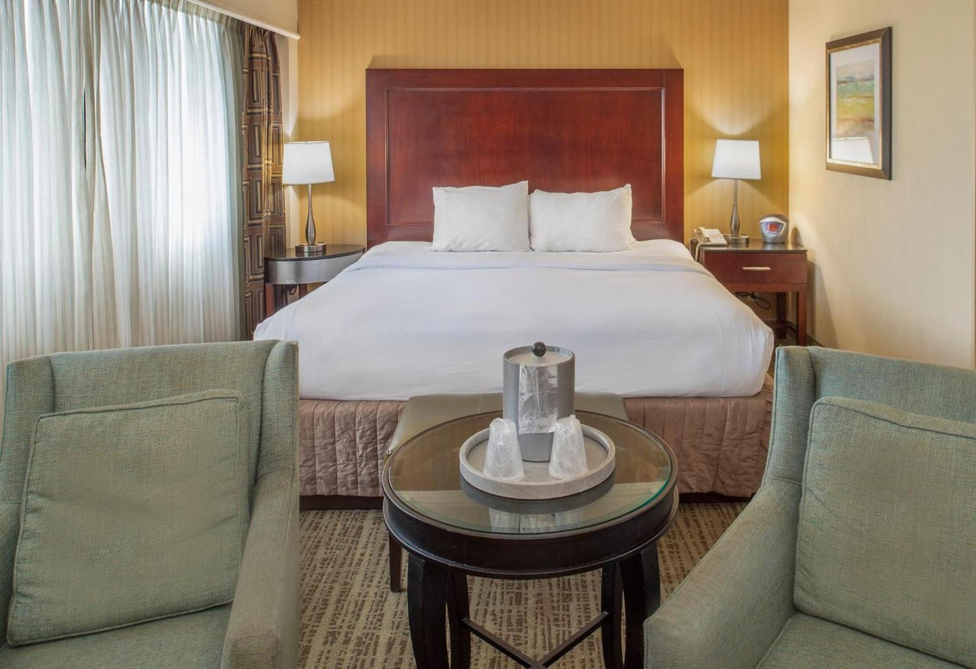 Crowne Plaza Hotel St. Louis Airport by IHG photo 63