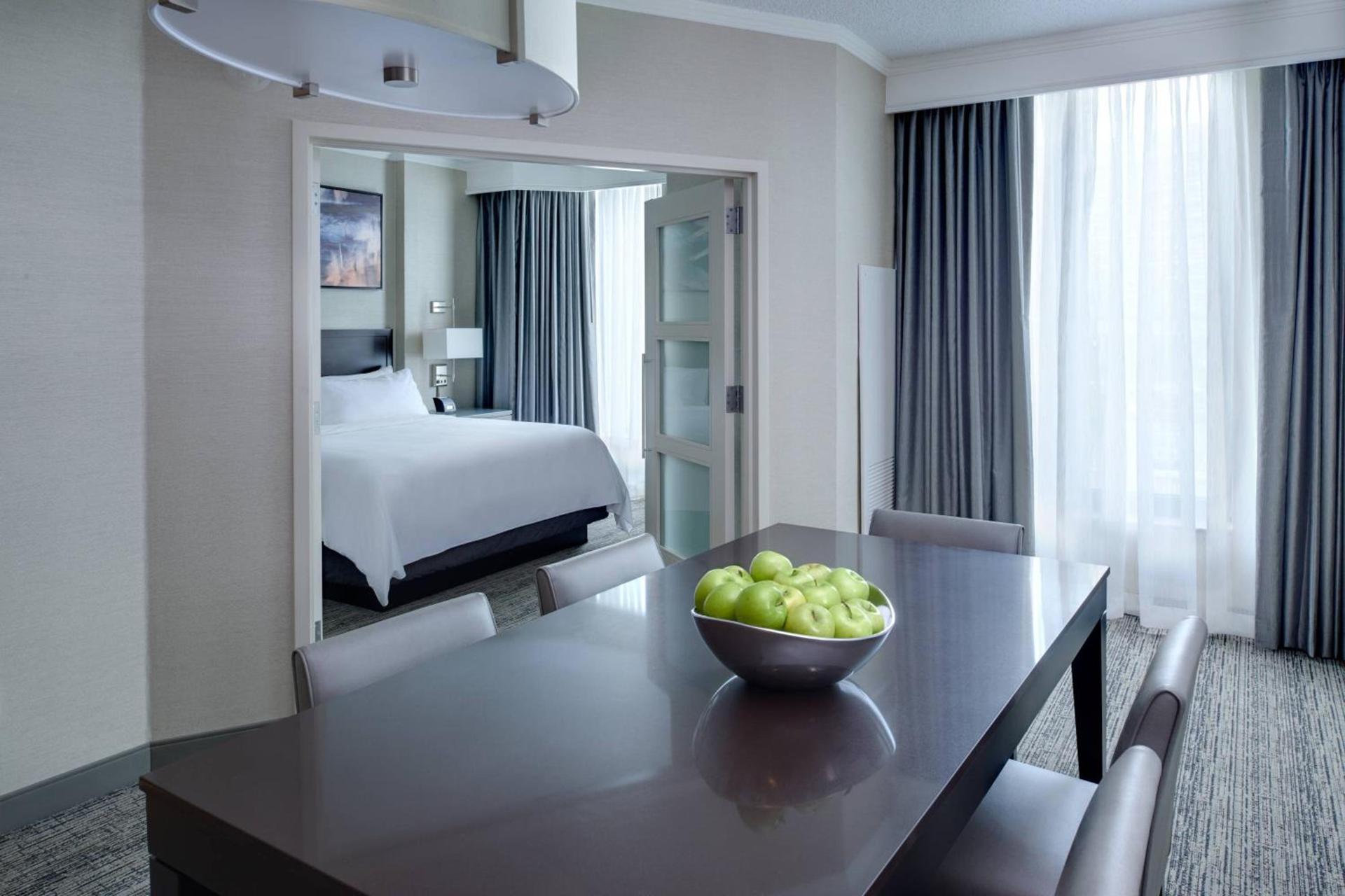 Chicago Marriott Suites O'Hare photo 4