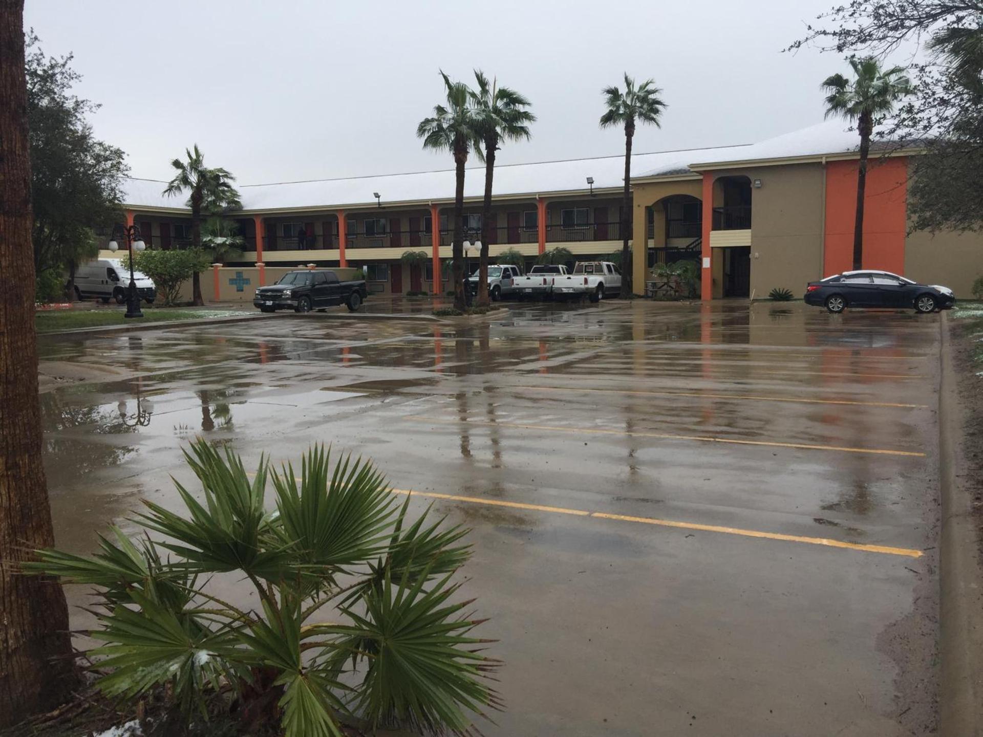 Texas Inn and Suites City Center at University Dr. photo 7