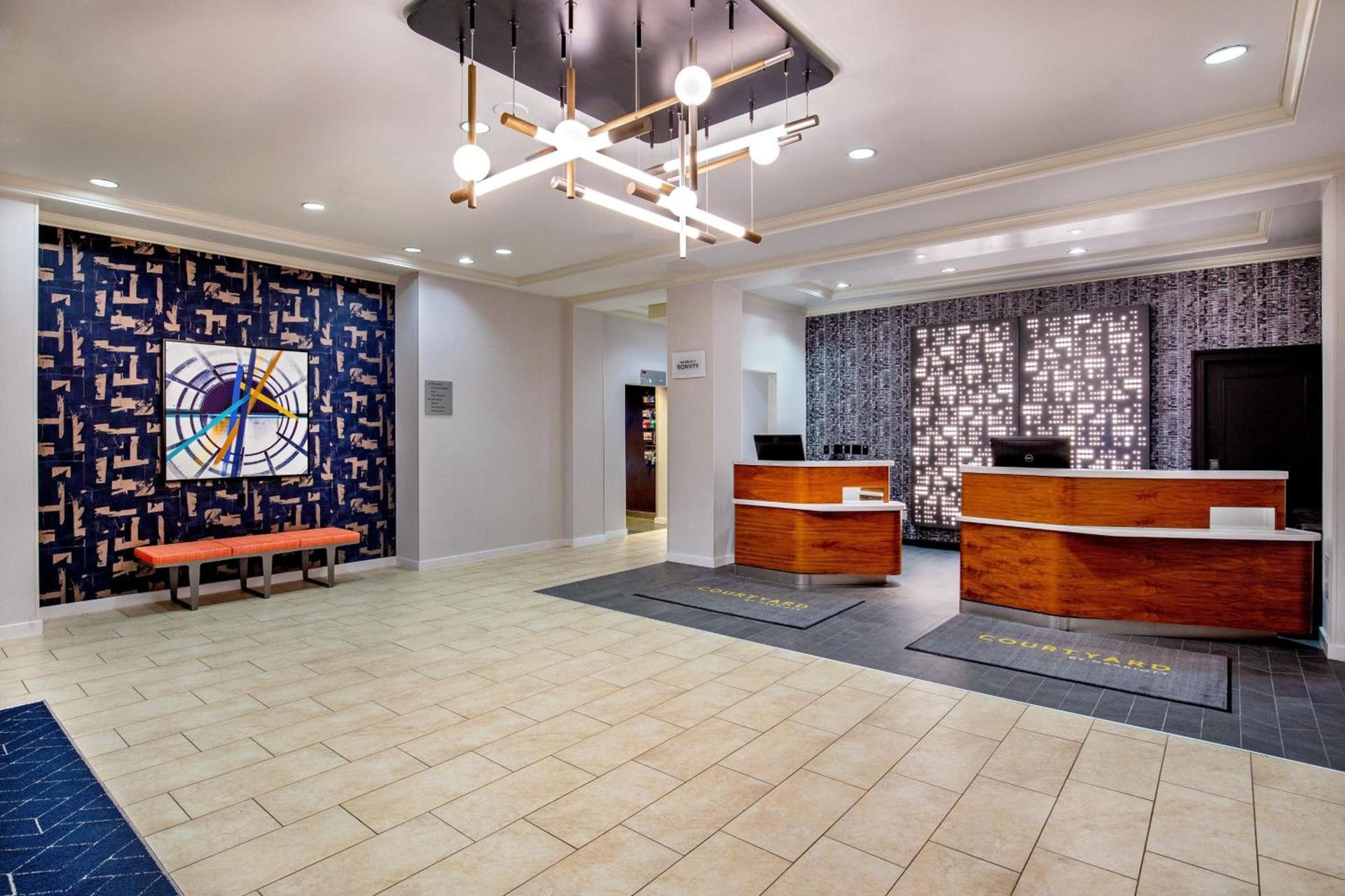 Courtyard by Marriott Boston Billerica Bedford photo 2