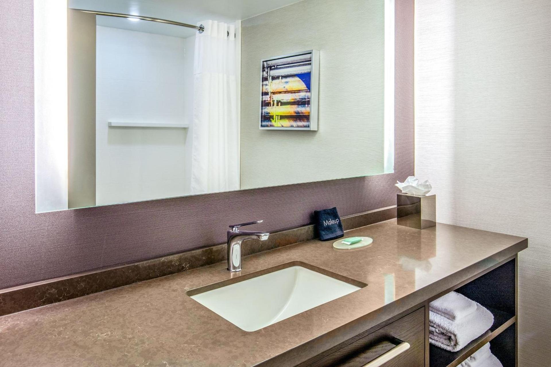 Courtyard by Marriott Boston Billerica Bedford photo 14