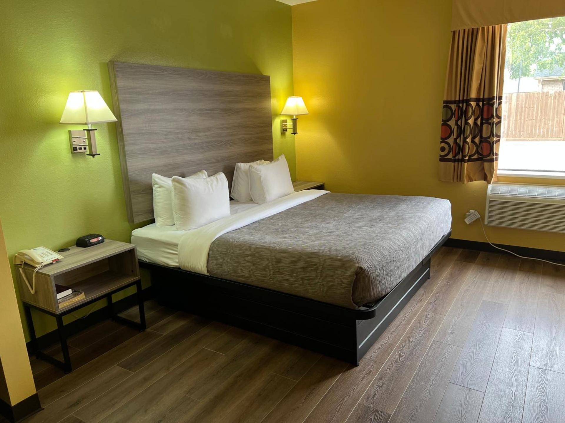 Quality Inn Bay City TX photo 54