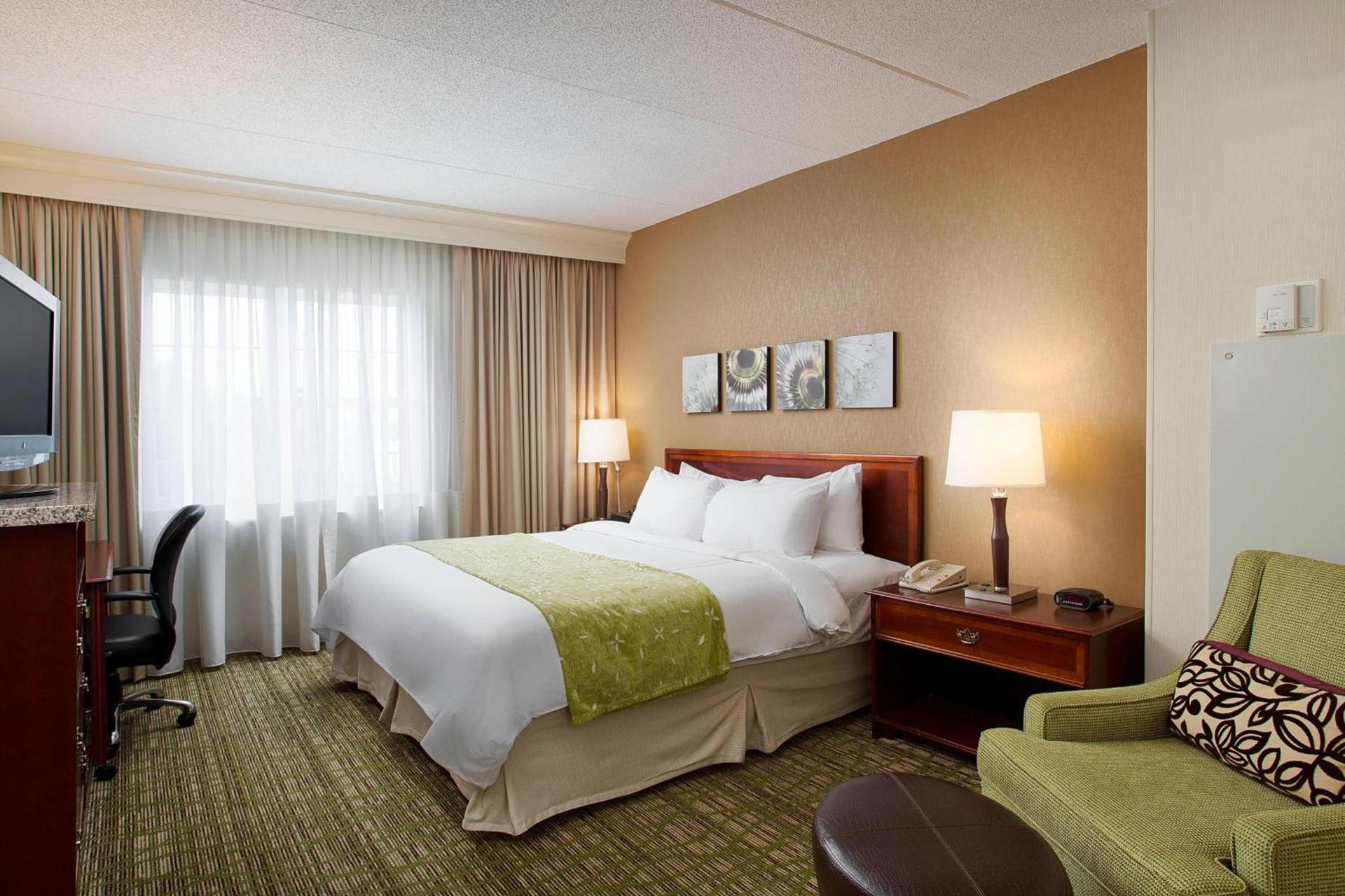 Chicago Marriott Midway photo 13