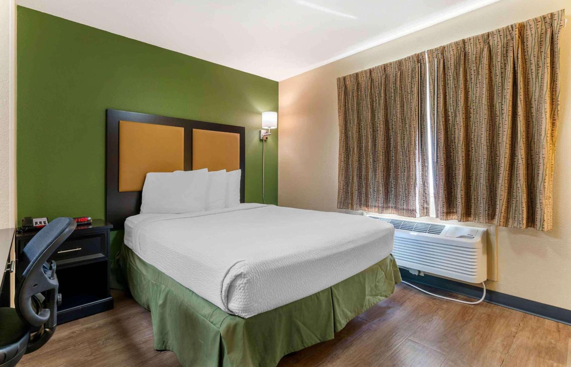 Extended Stay America Select Suites - St Louis - Earth City photo 10