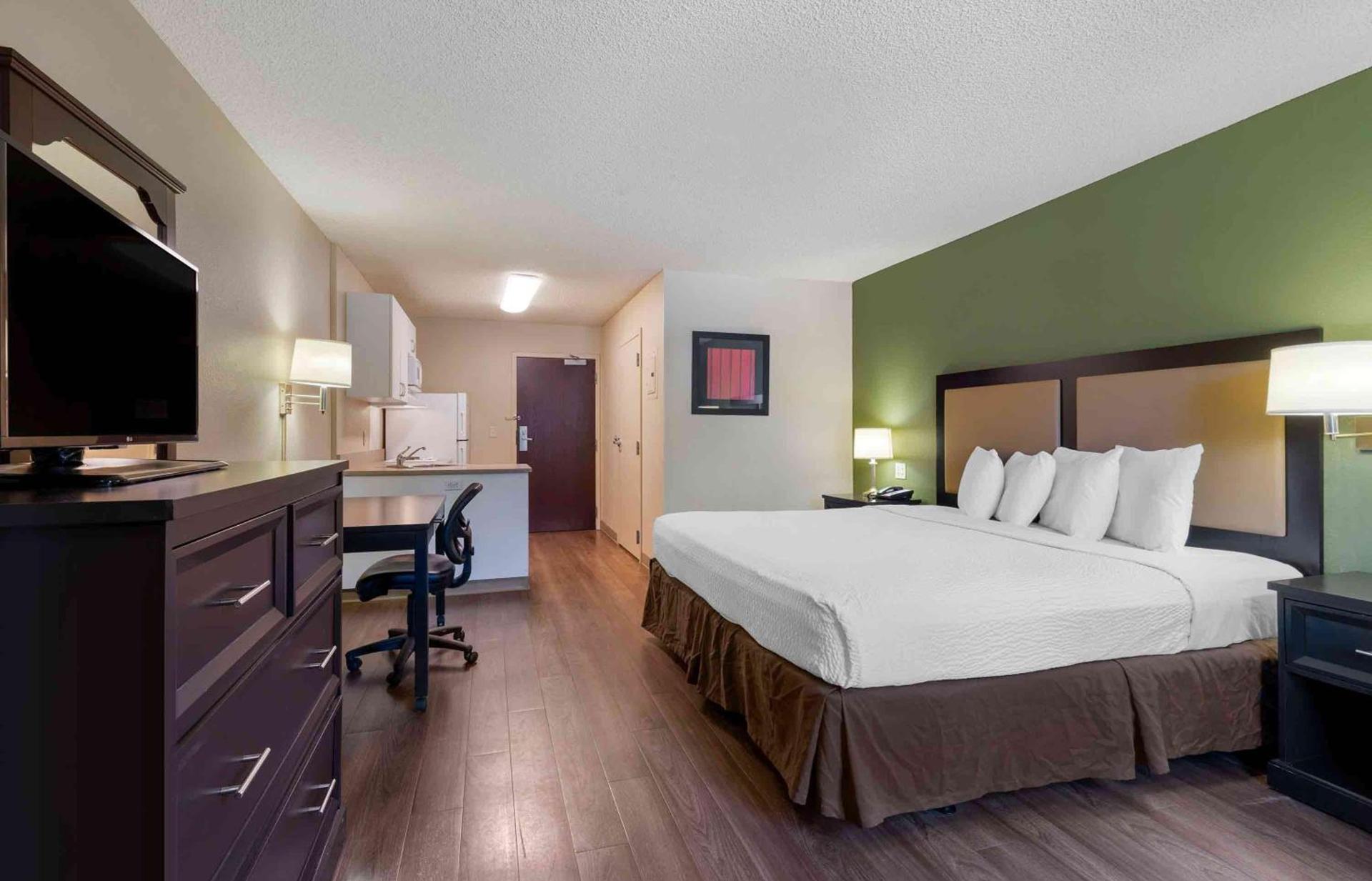 Extended Stay America Suites - San Diego - Carlsbad Village by the Sea photo 15