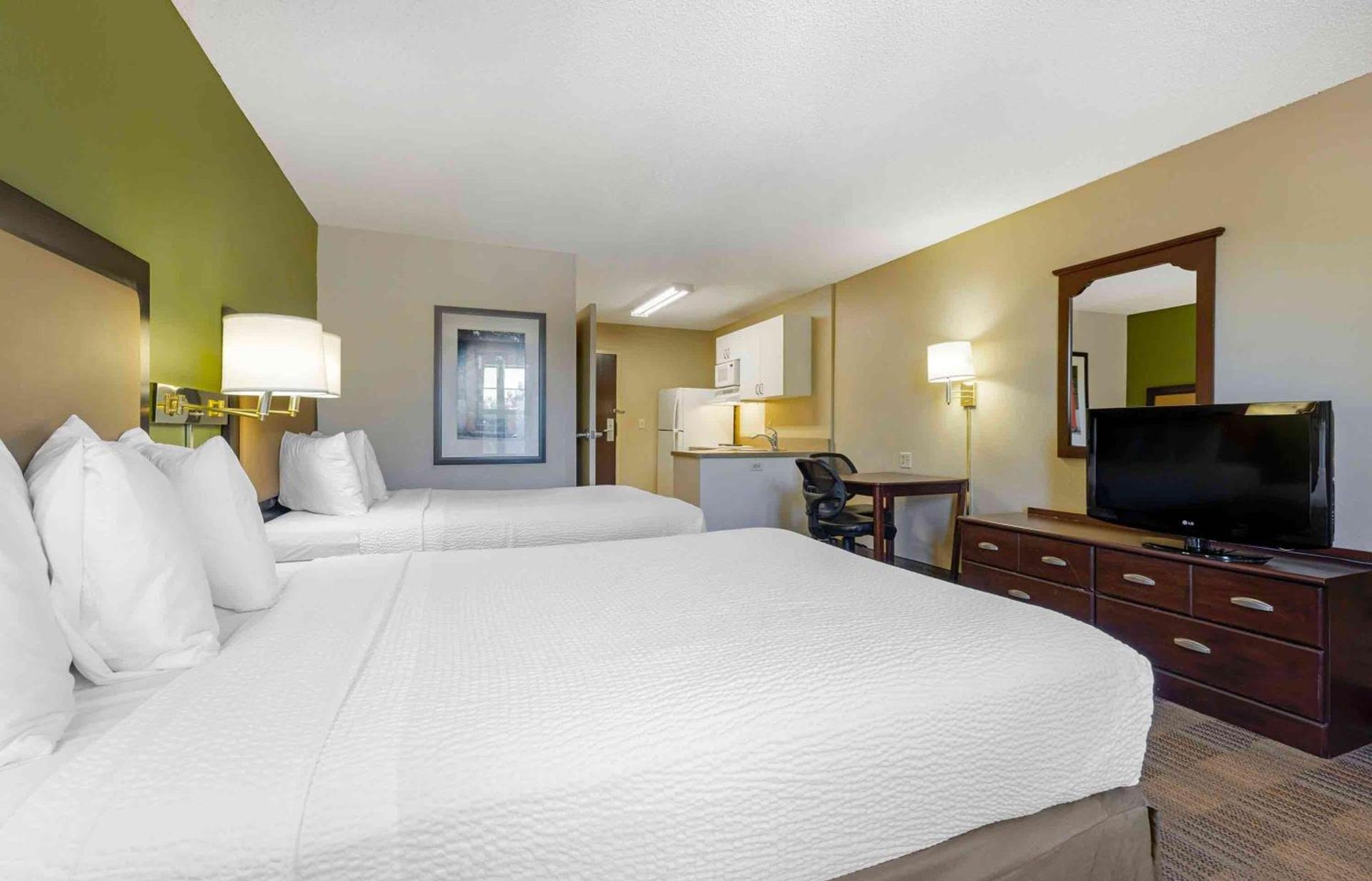 Extended Stay America Suites - San Diego - Carlsbad Village by the Sea photo 18