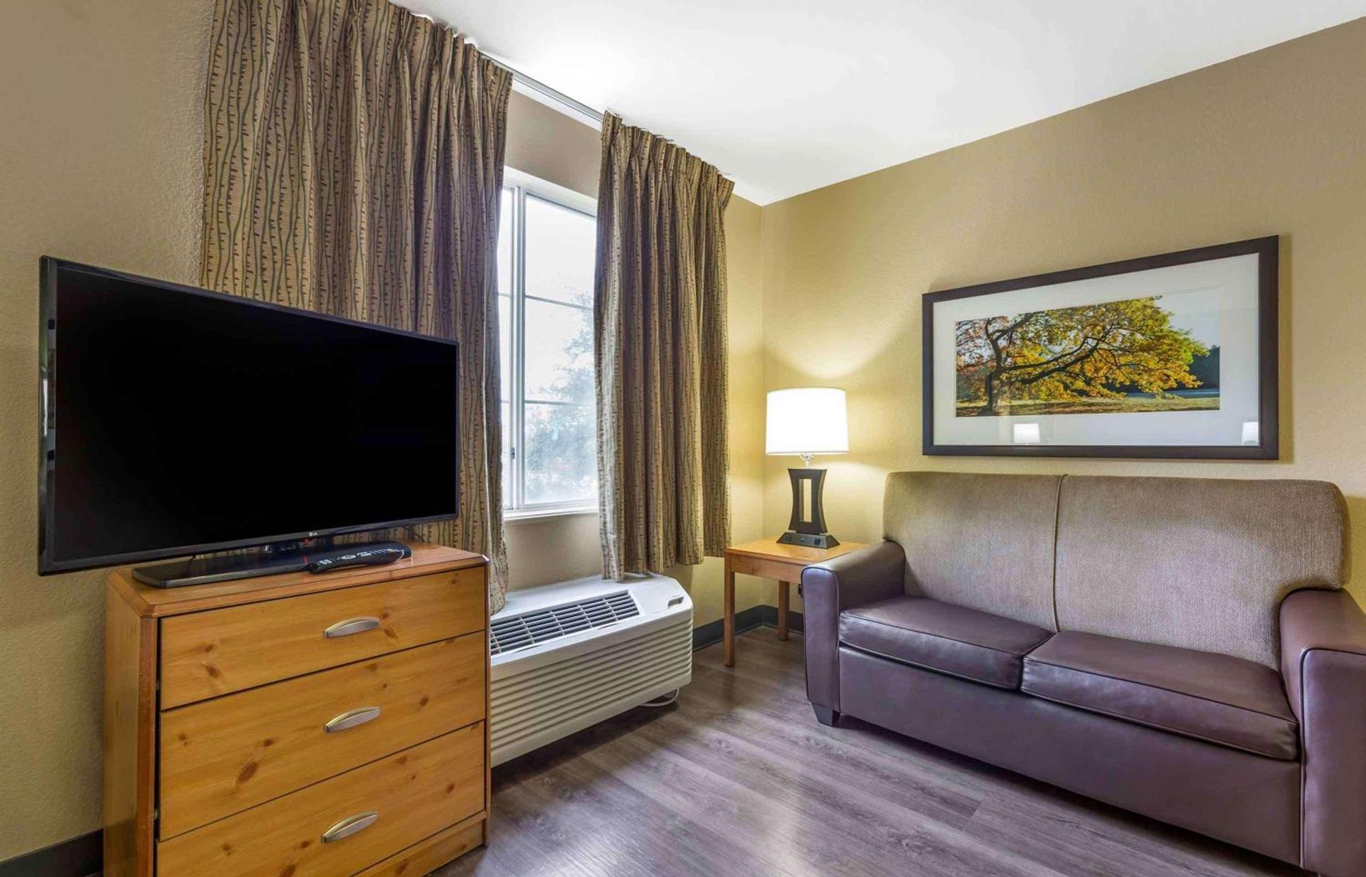 Extended Stay America Suites - Phoenix - Scottsdale photo 10