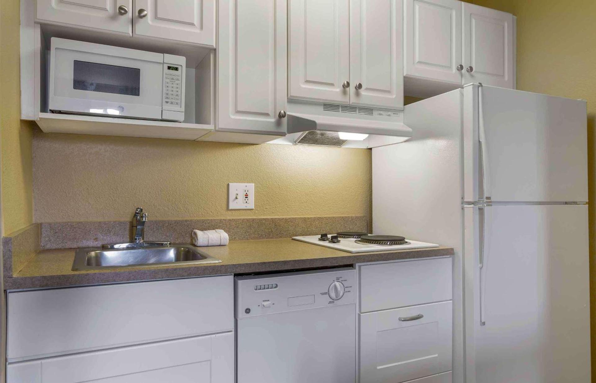 Extended Stay America Suites - Phoenix - Scottsdale photo 11
